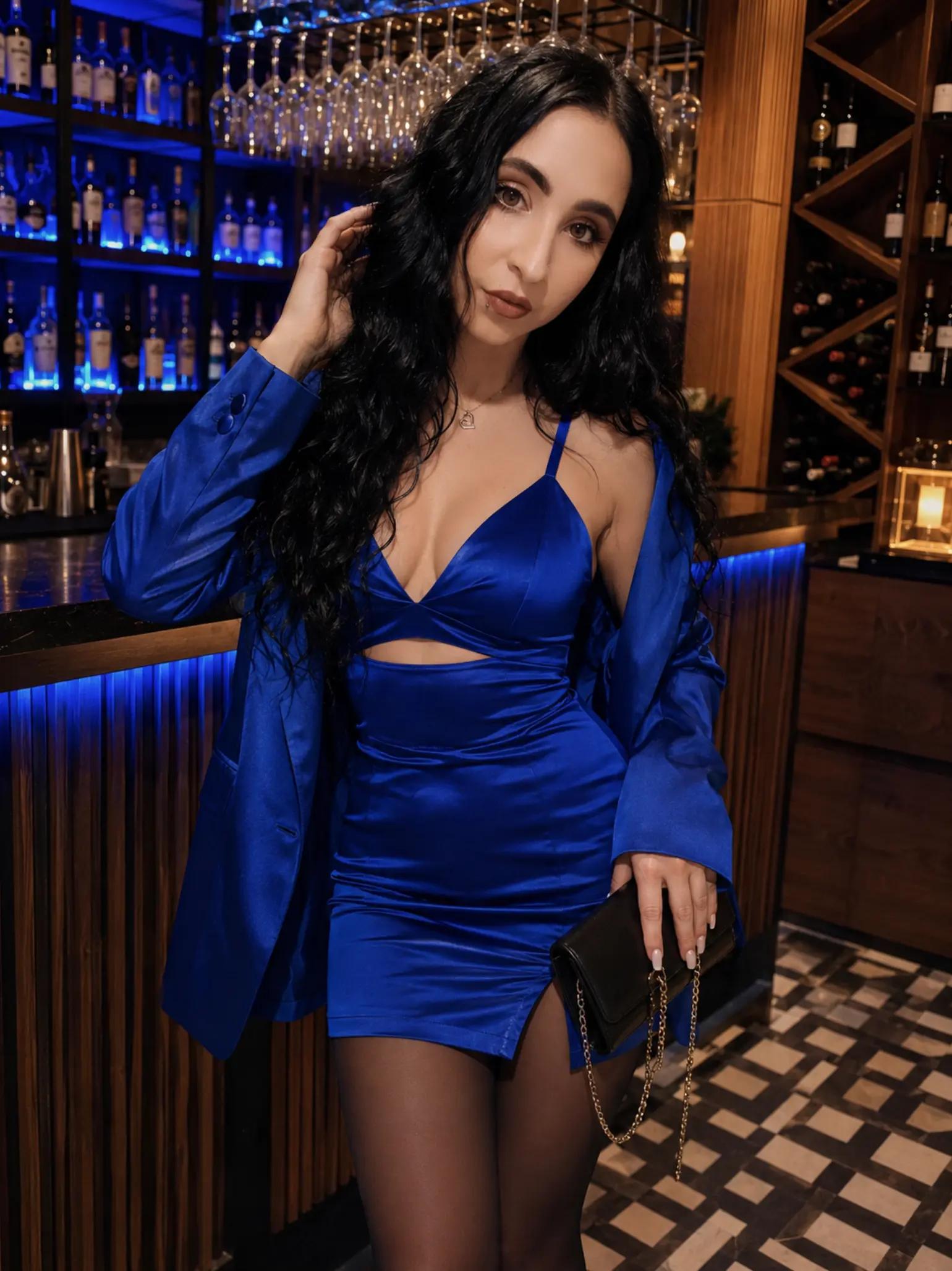 @Czoorna💋😈