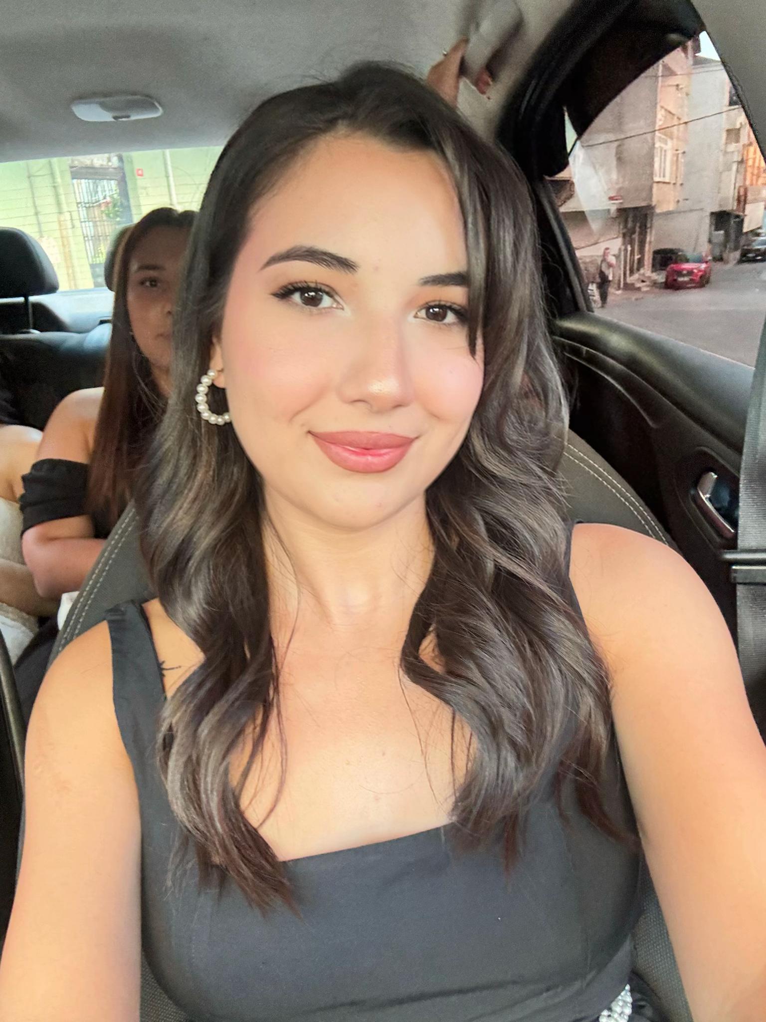 @Leyla🎀