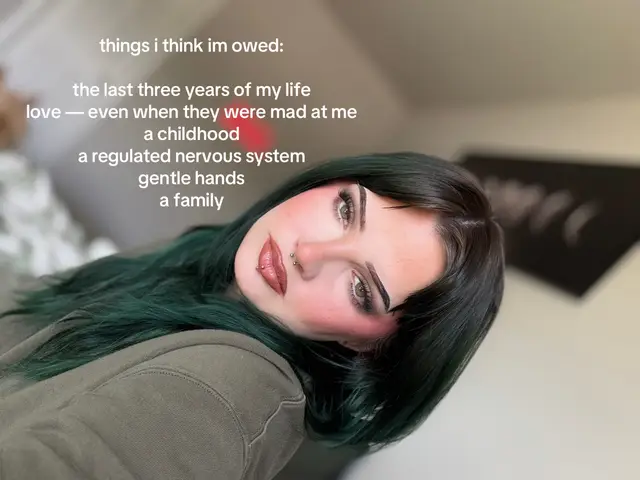 @Makala 🕯️🦇🥀