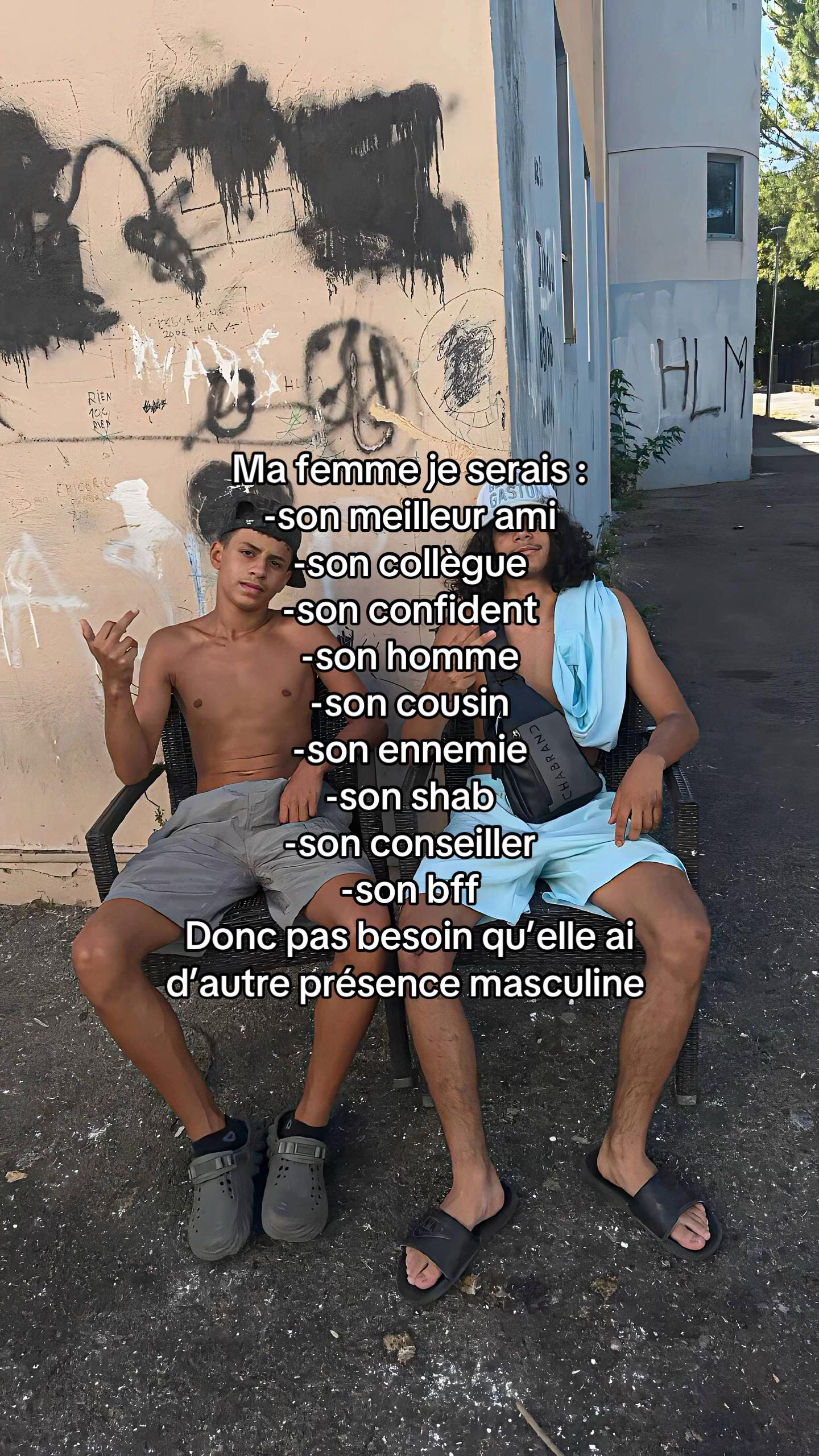 @👤