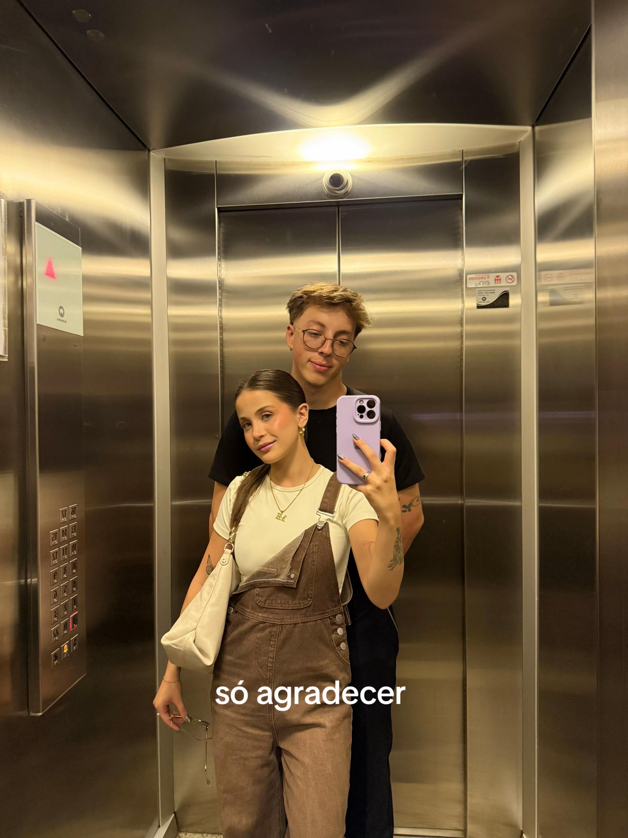 @Maria Emanuelly