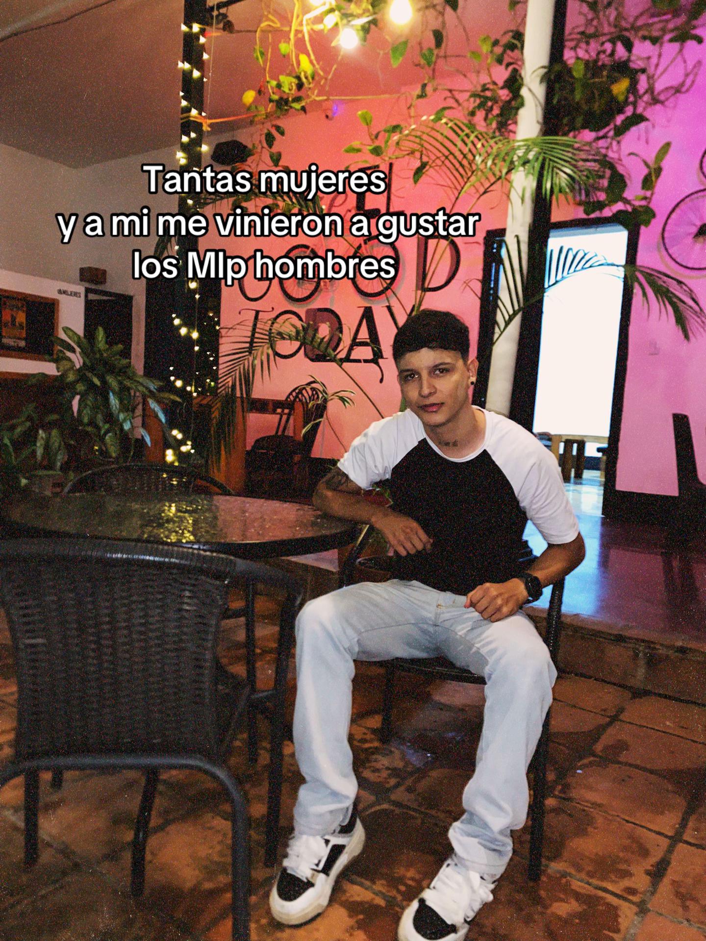 @SoyRobledoficiall👑