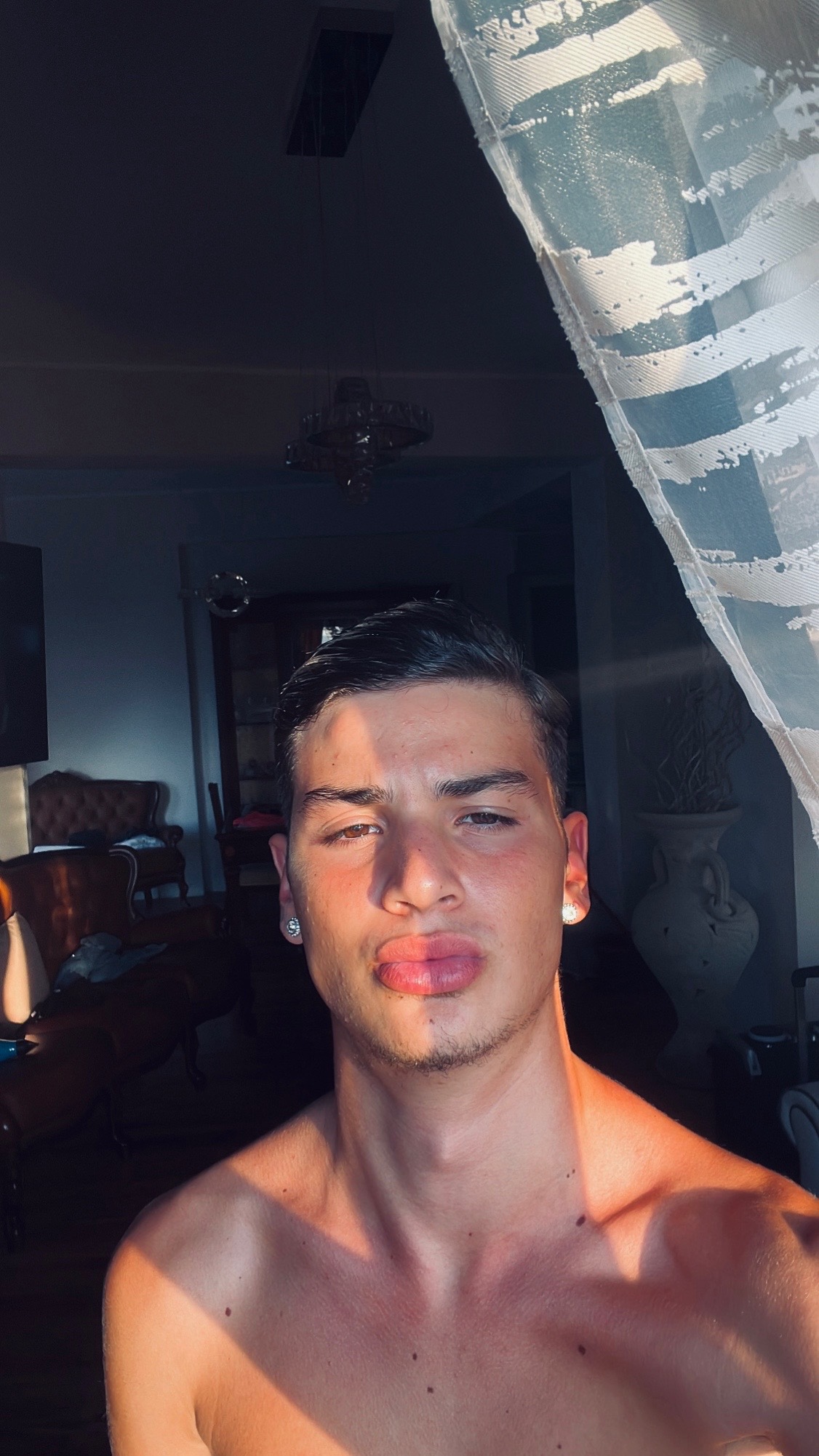 @Nico Mangraviti