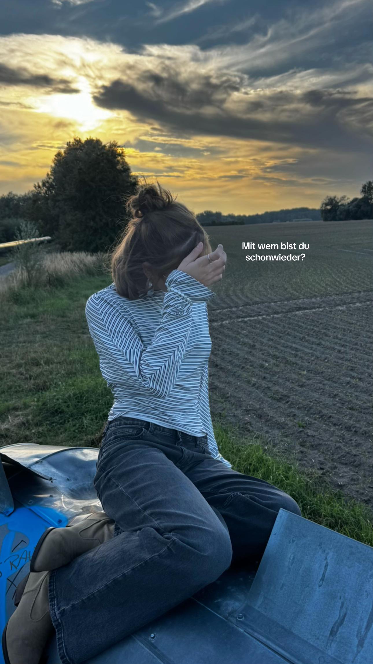 @𝐋𝐞𝐚-𝐞𝐦𝐞𝐥𝐲