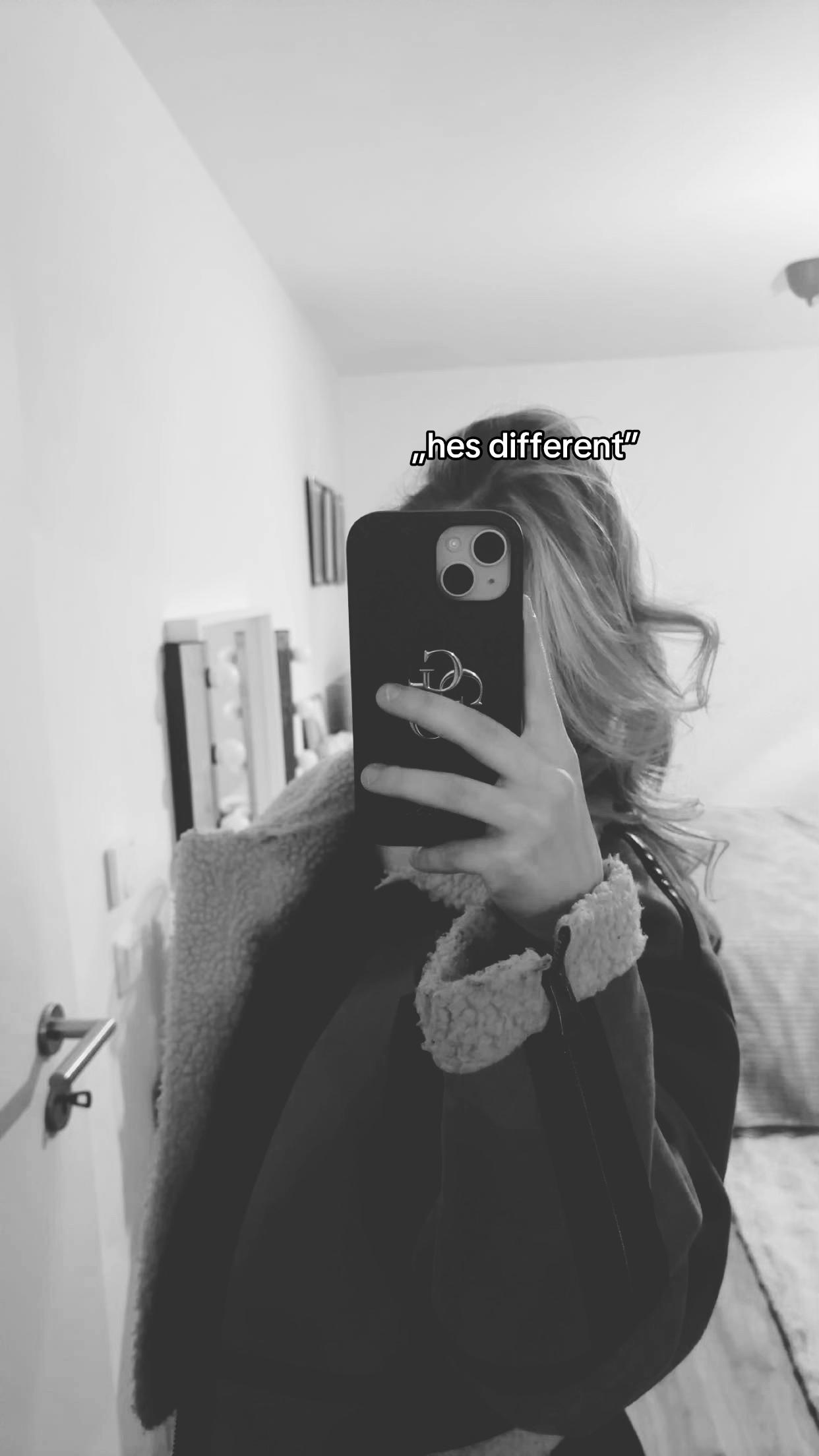 @𝑴𝒂𝒓𝒊𝒆