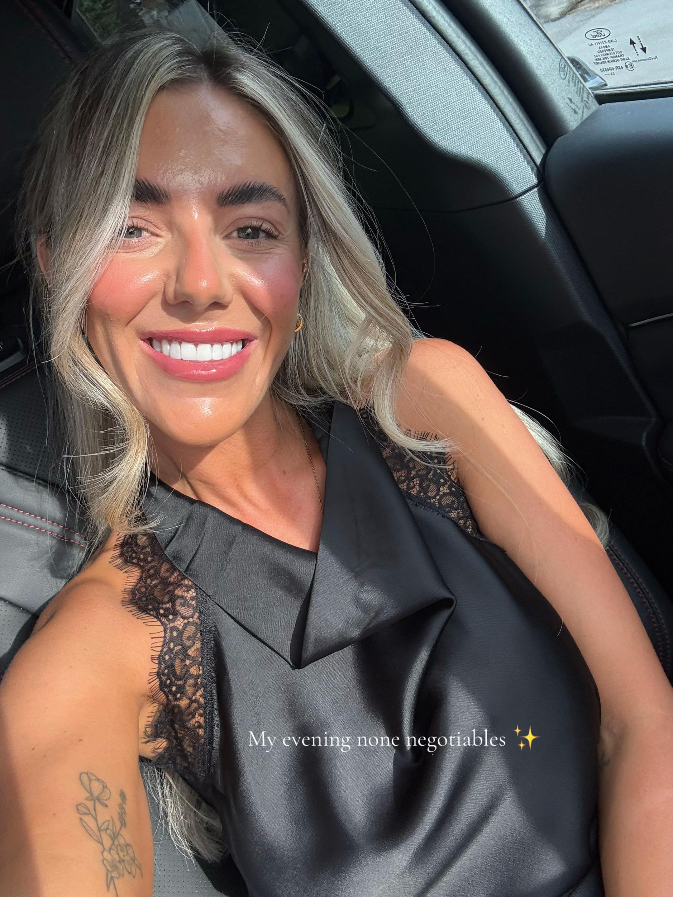 @Chelsea | mama of 3 ✨