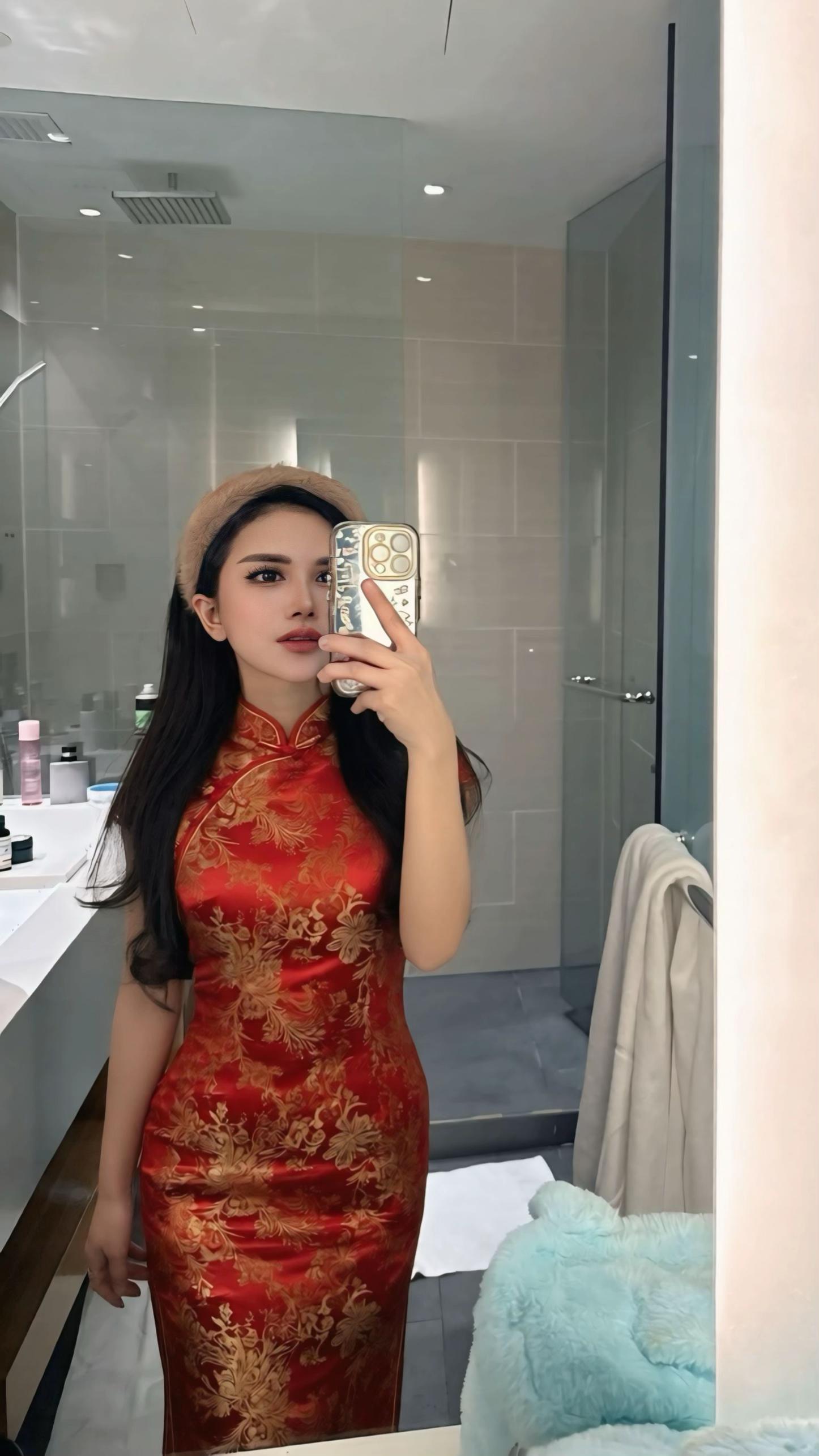 @Alyyss