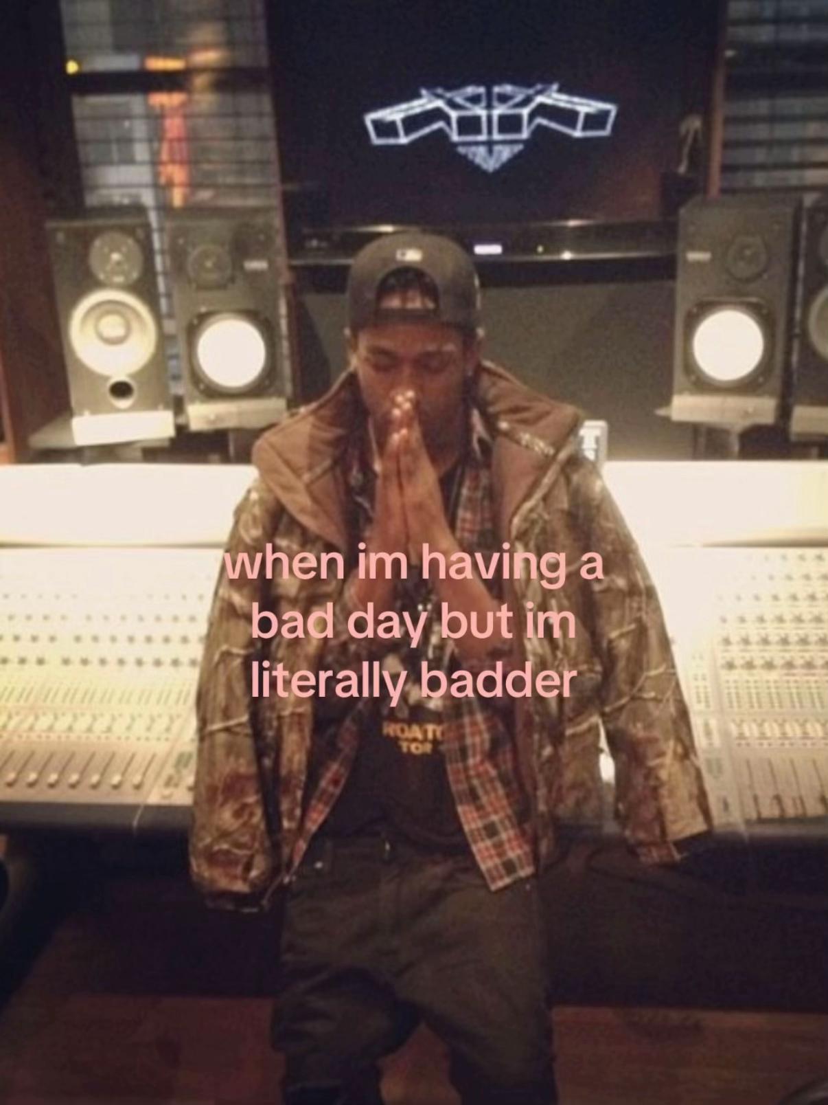 @klaudia