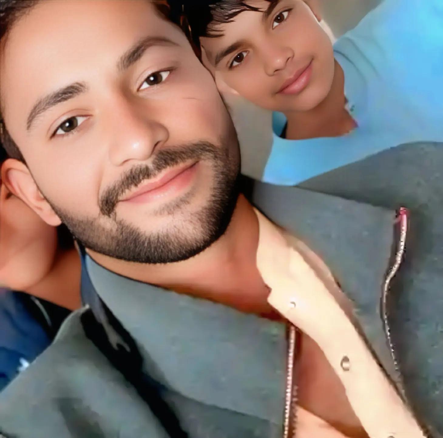 @Zafar 💔🥺Jan