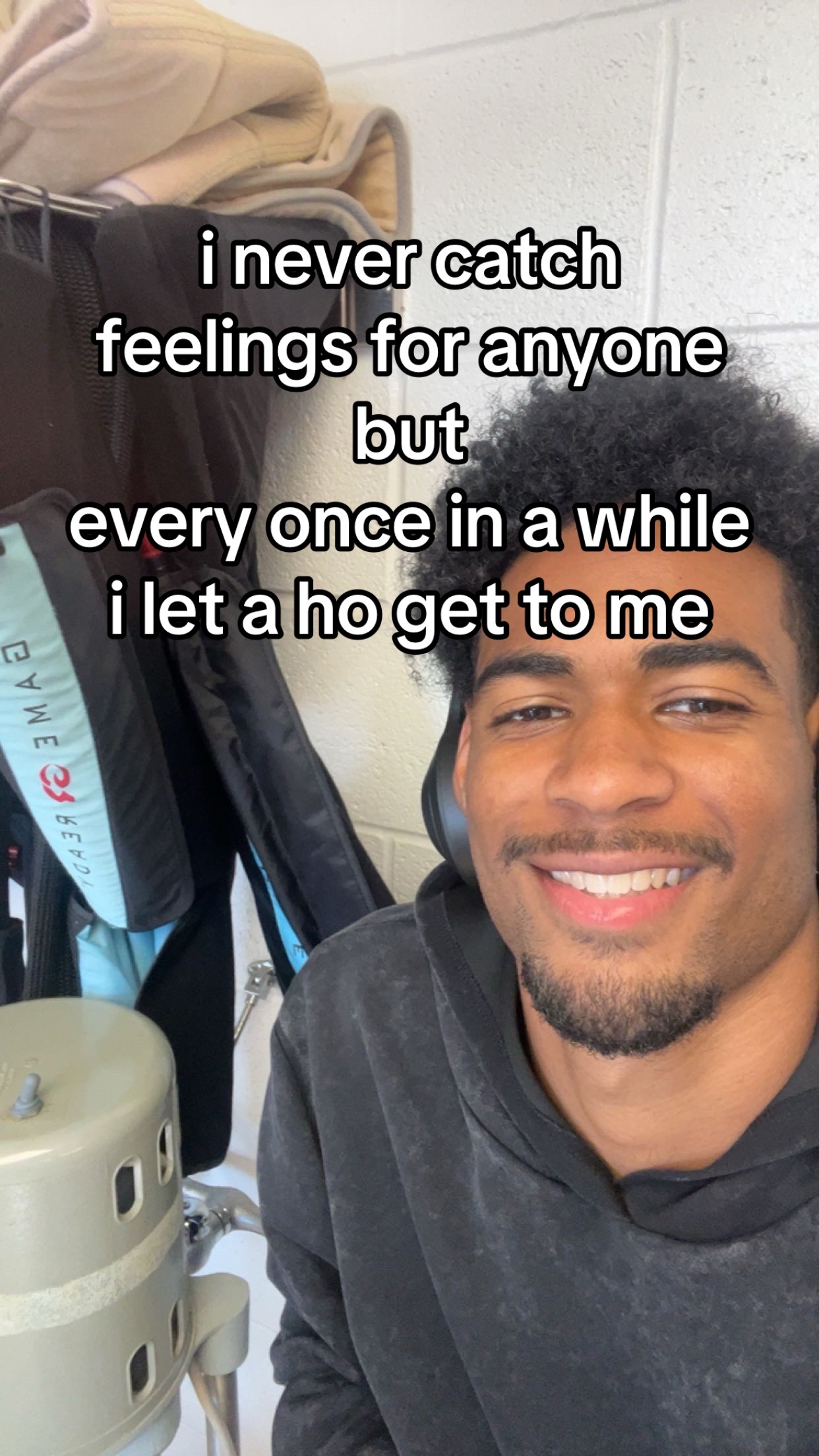 @Robbando