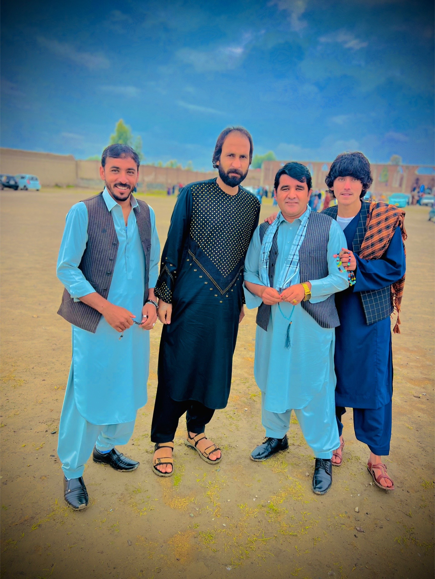 @Almar Khan
