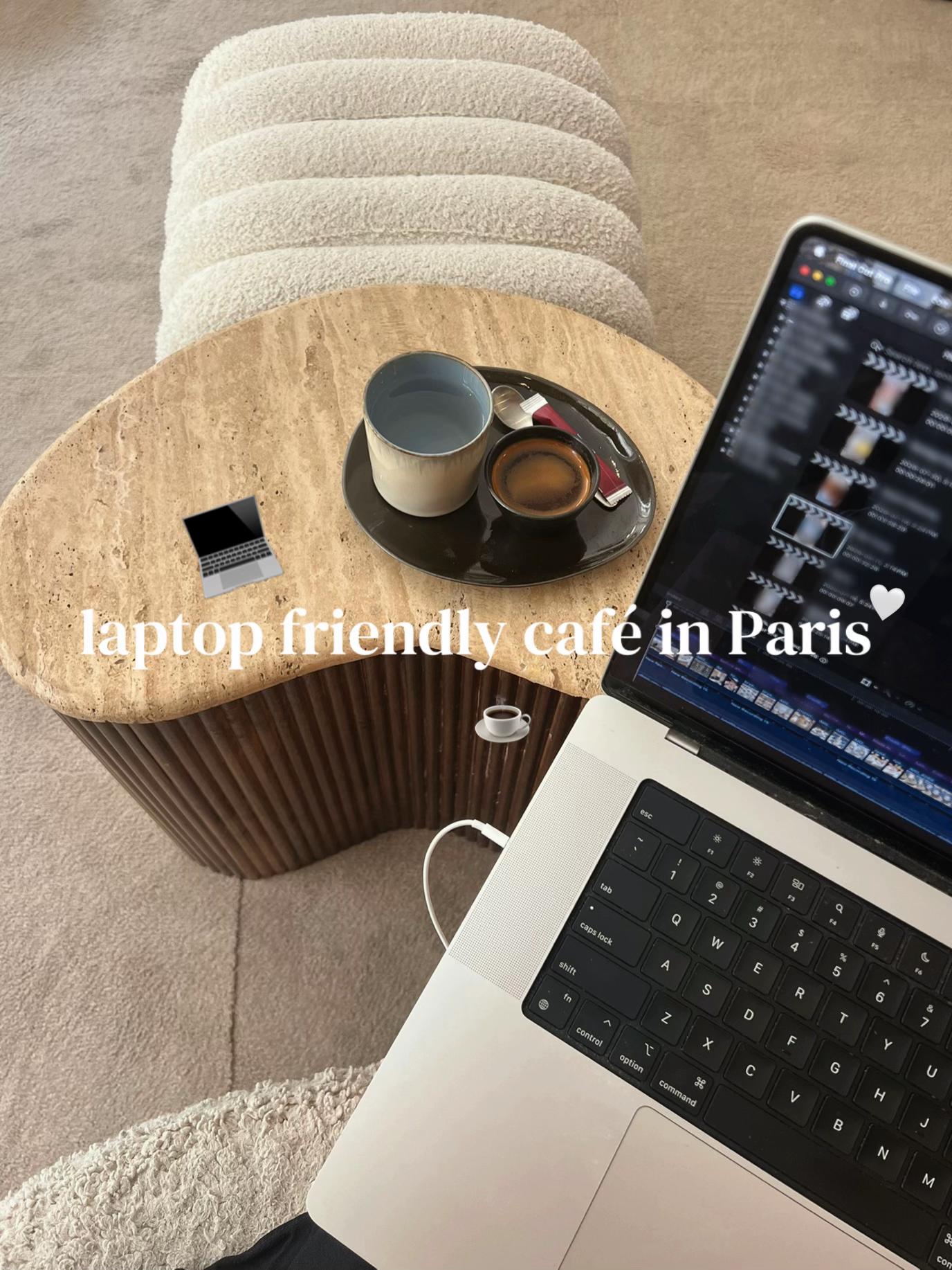 @ZOE IN PARIS 🇫🇷