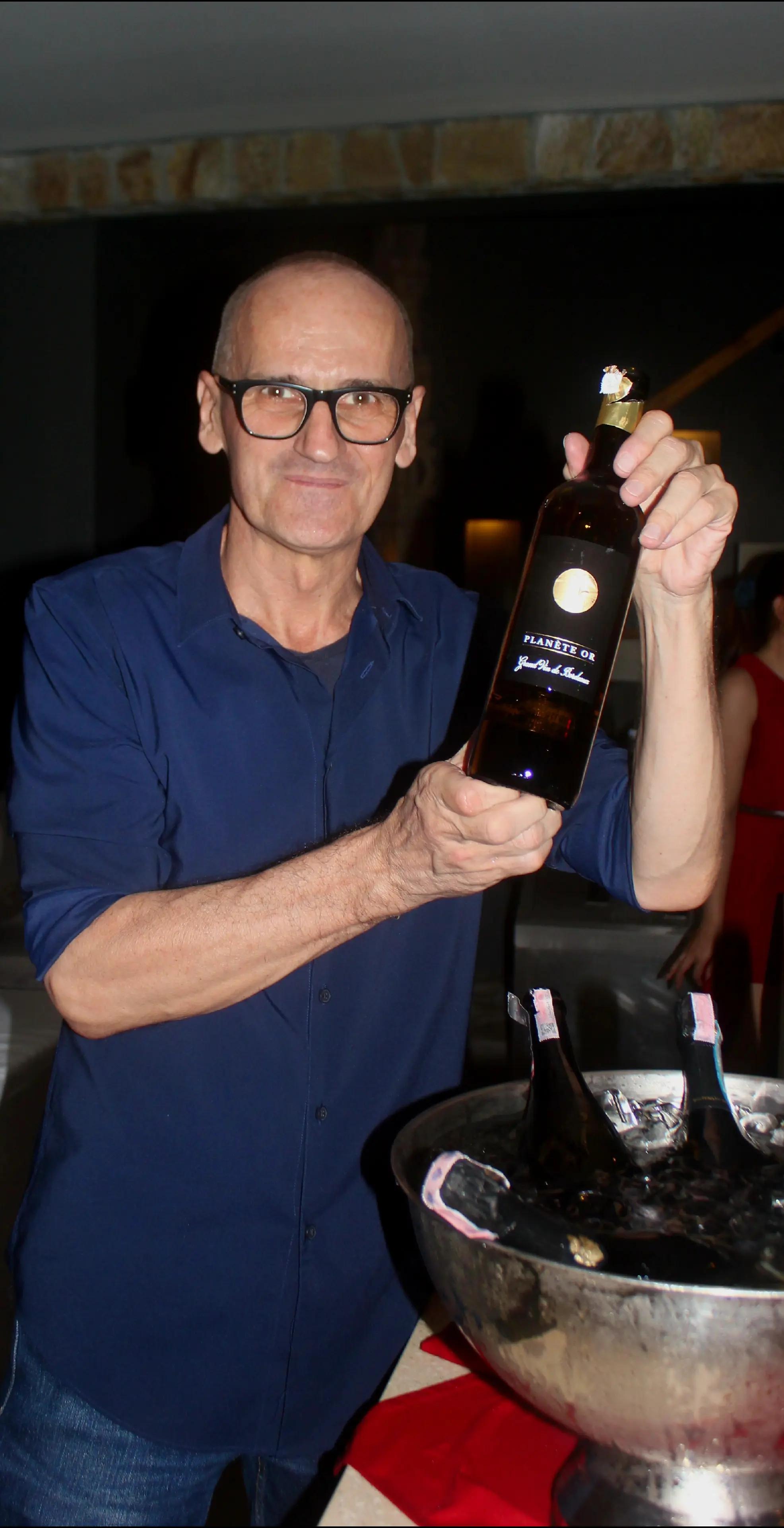 @Ptholovewine