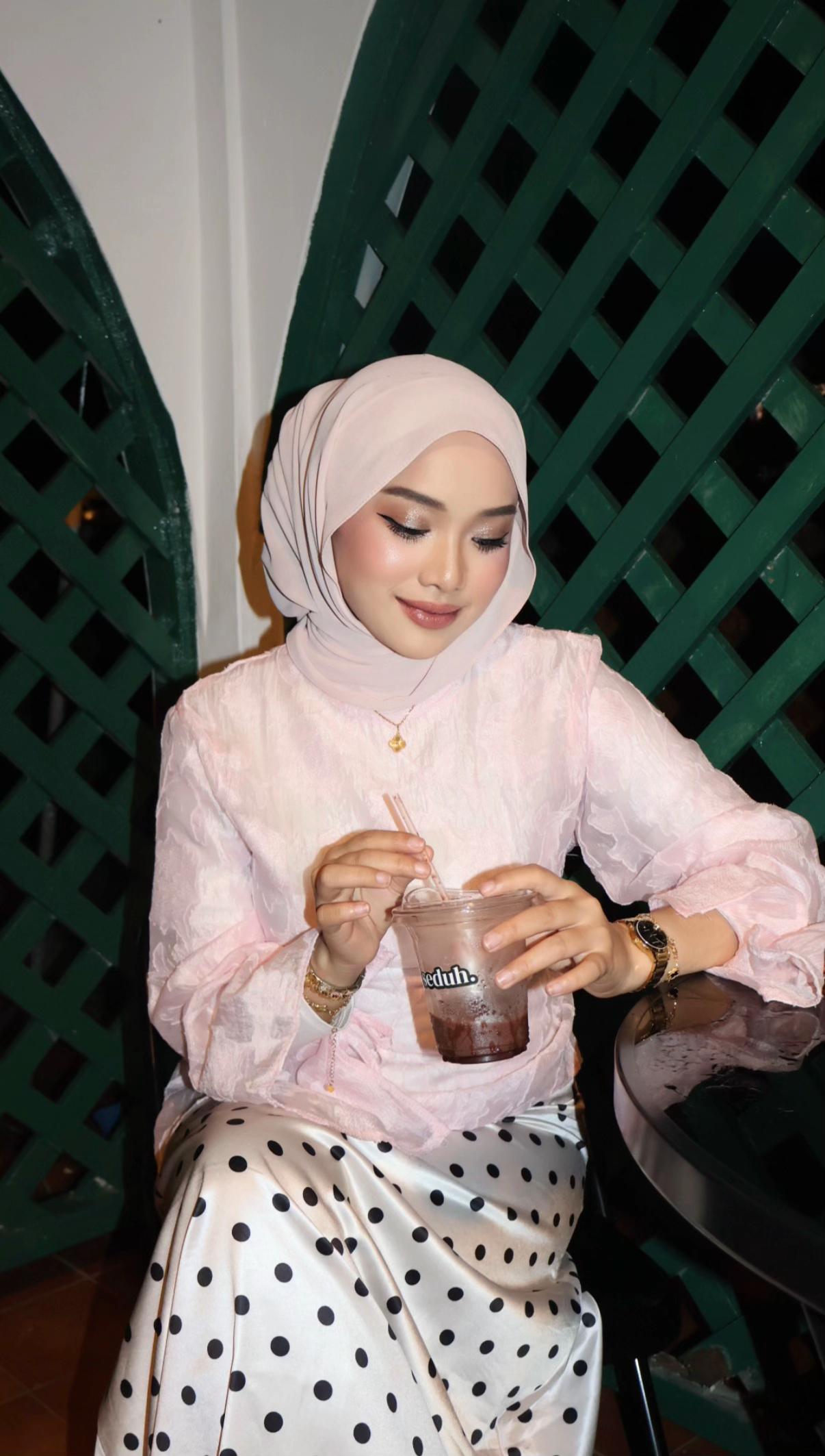 @afeesyaa