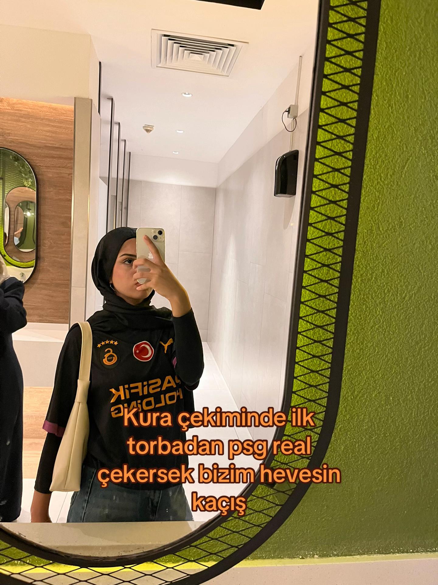 @𝒁𝑺