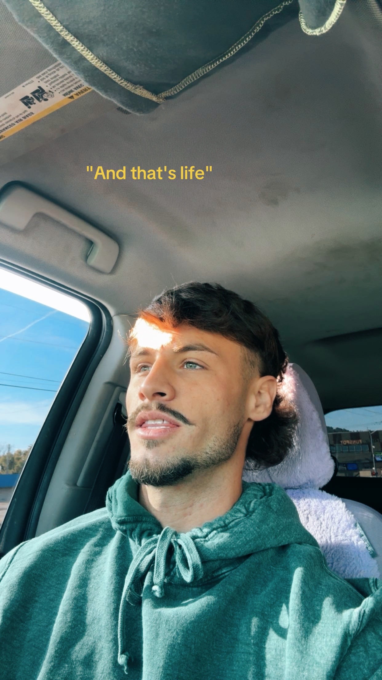 @Peyton