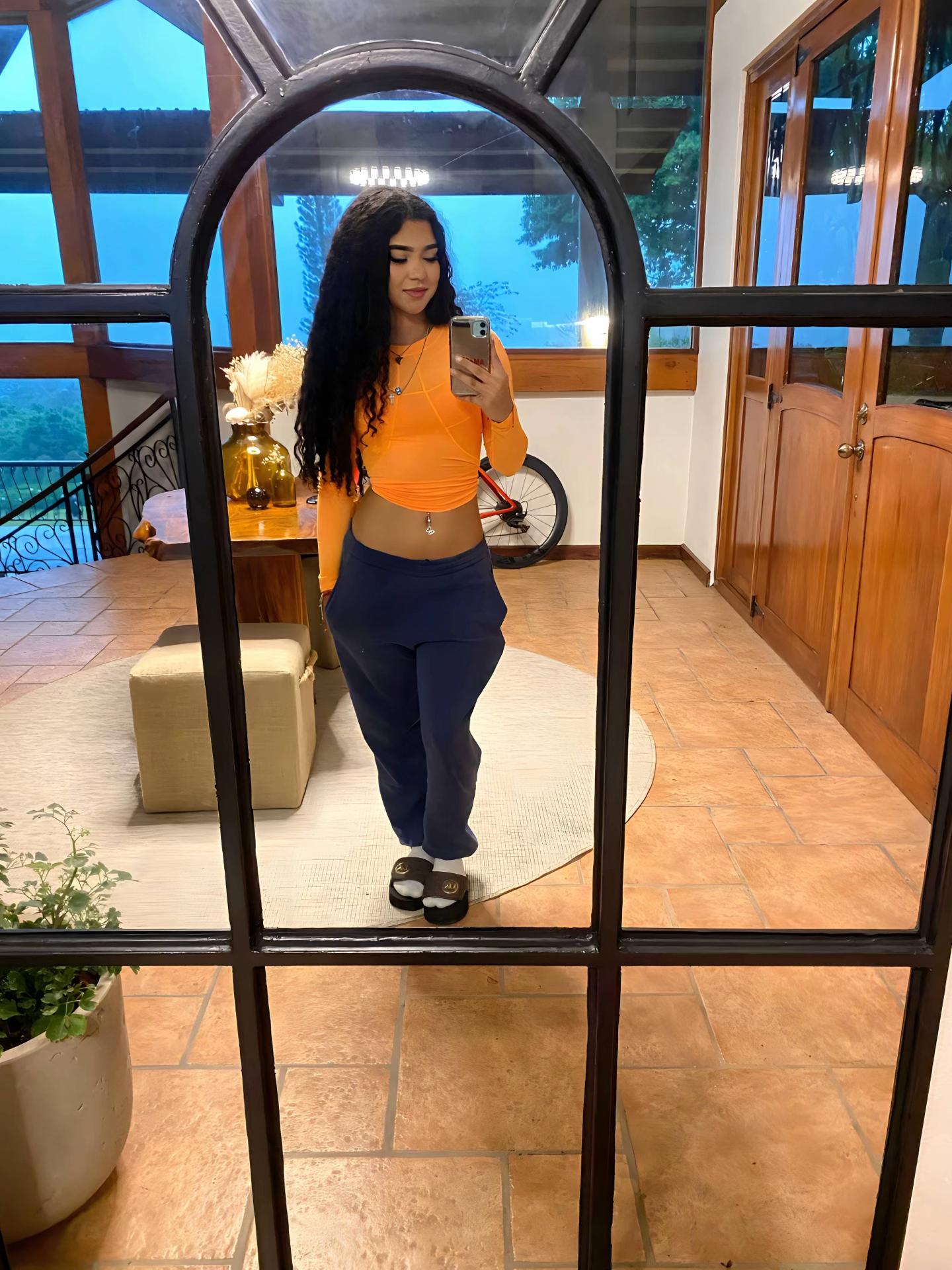 @𝒱𝒮