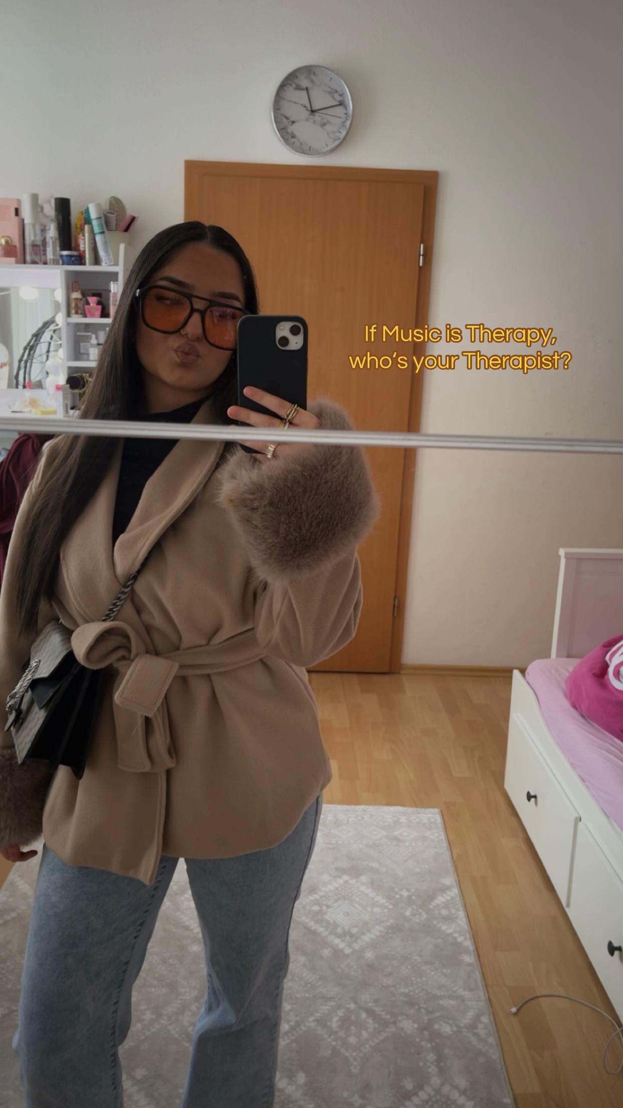 @𝓂