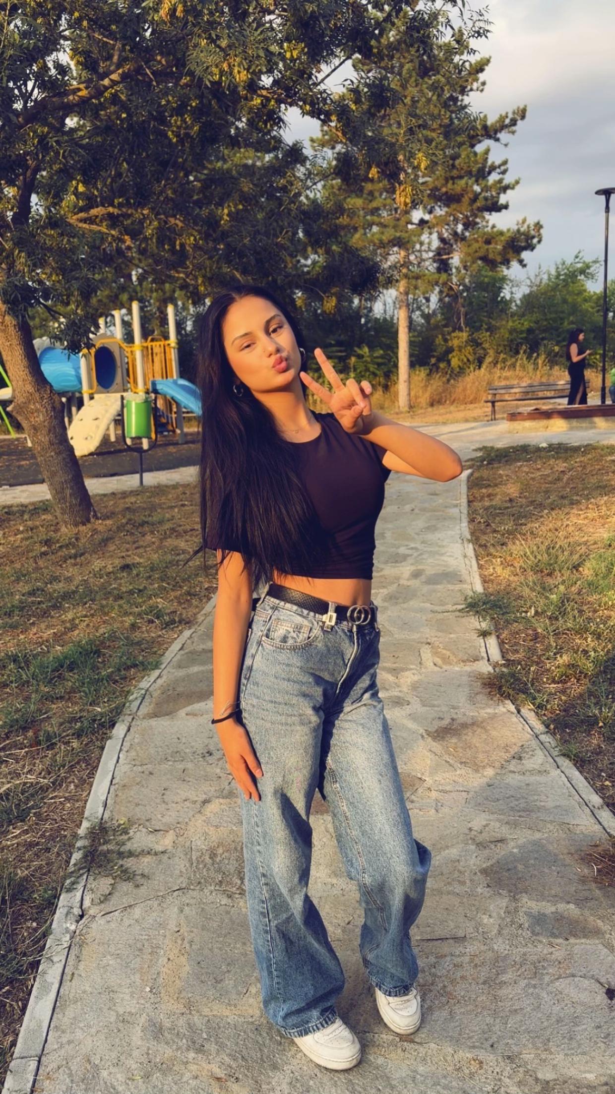 @hayat kamenova