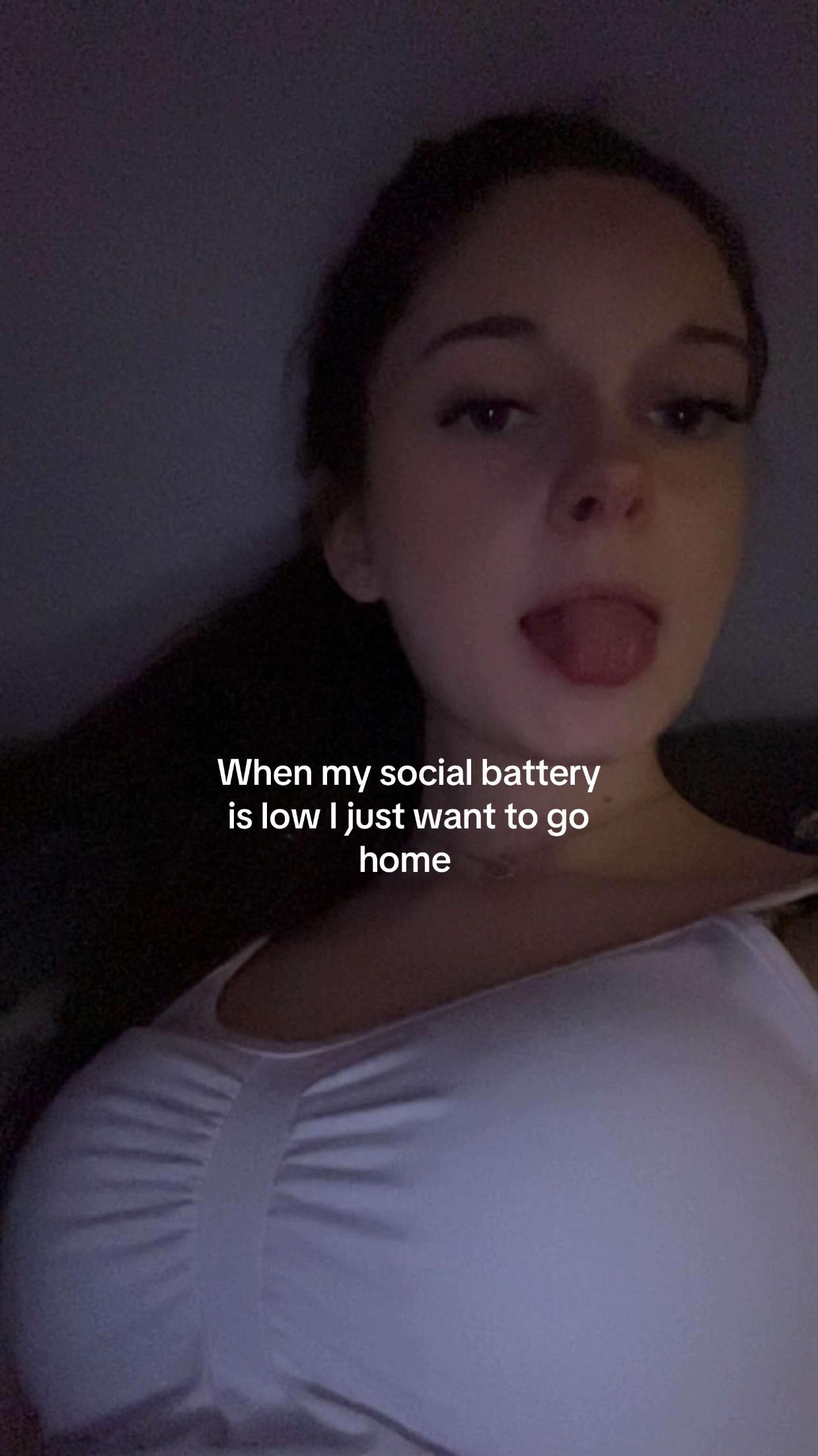 @Lena🧿