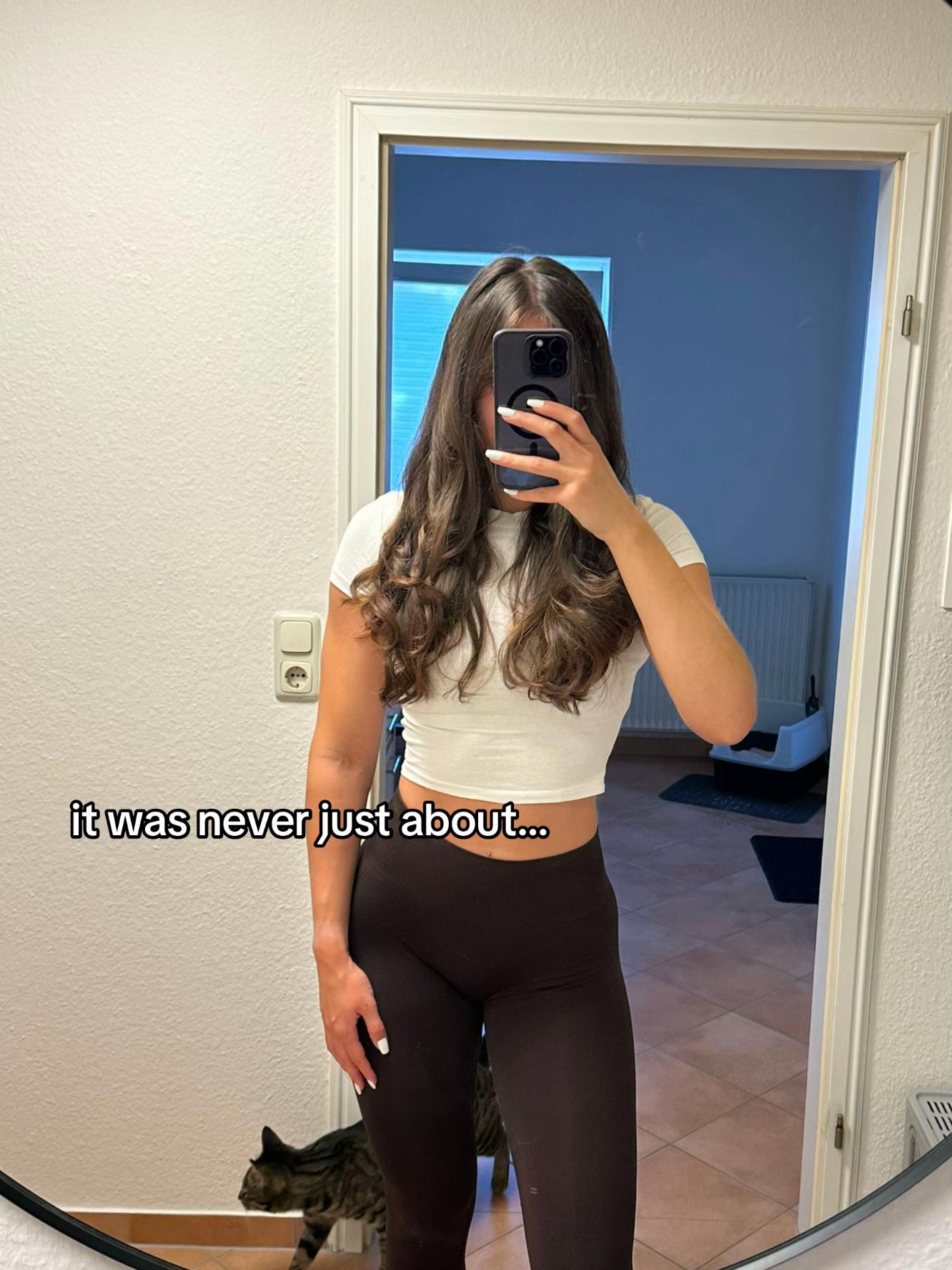 @V A N E S S A 💫