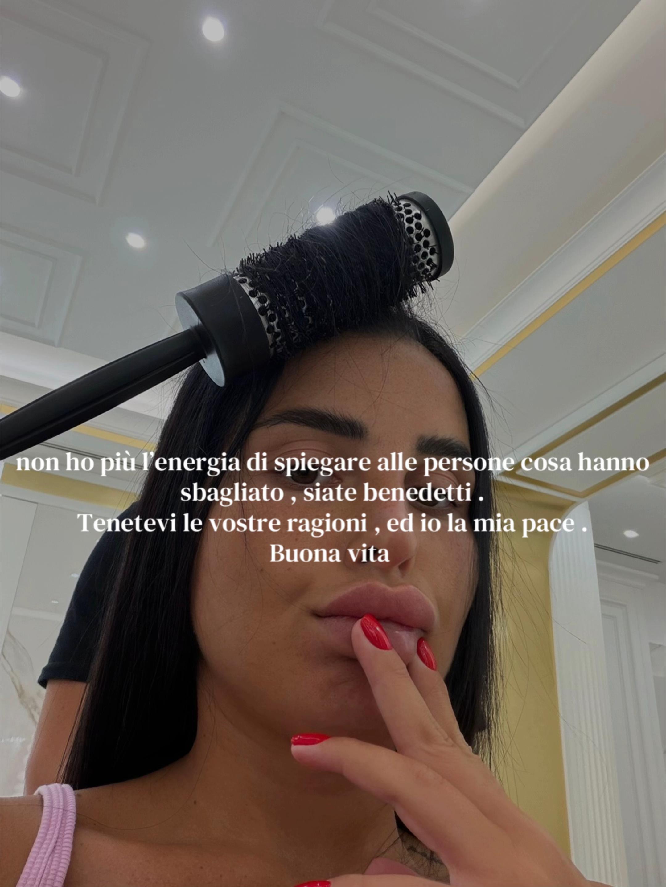 @Fabiana Official