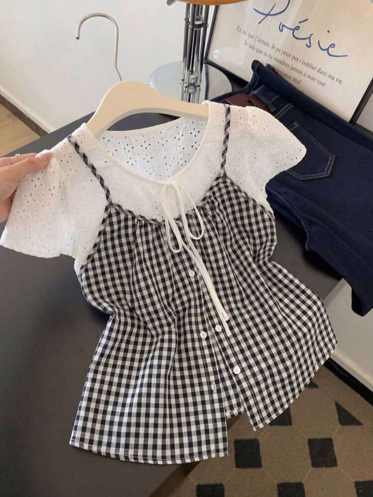 @TIỆM CROPTOP XINH XĨU- EIGHTYK