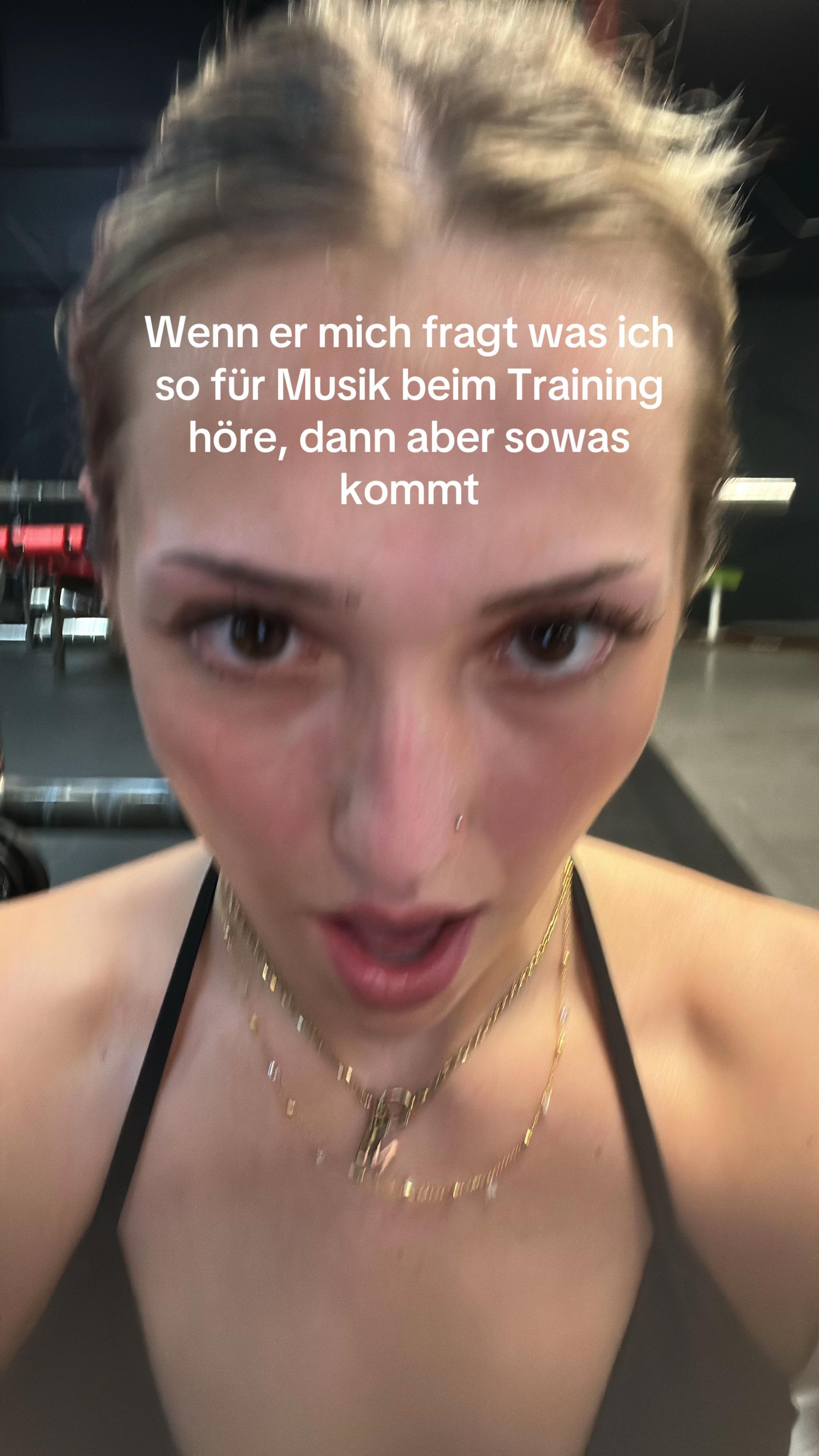 @Elli🤍| Fitness & Festivals