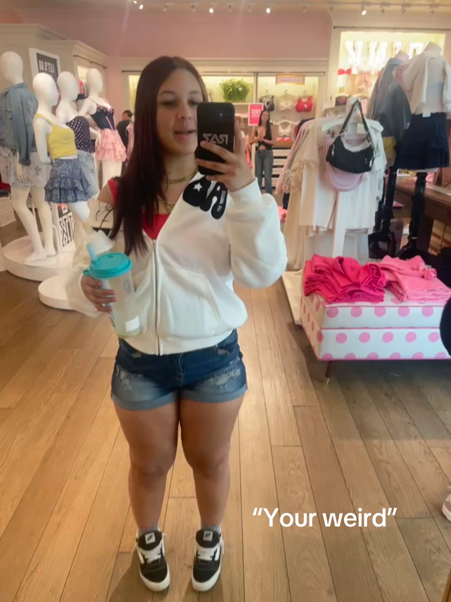 @️Emii