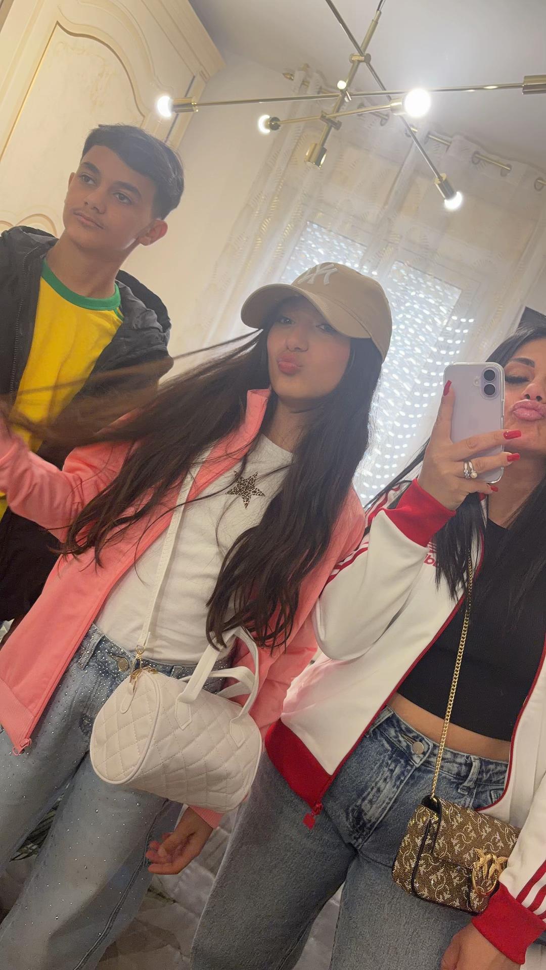 @Angela Toscano✨