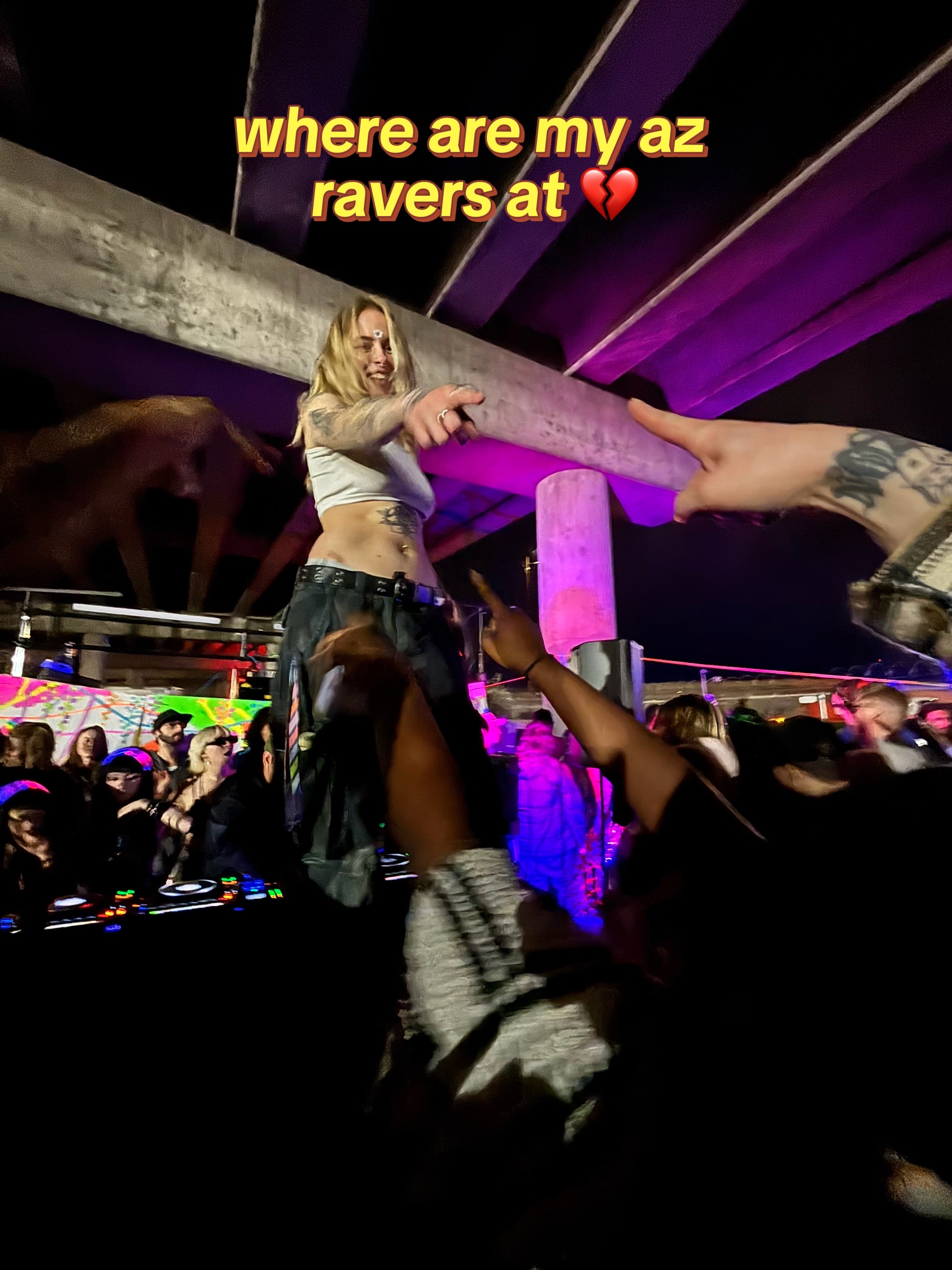 @b☘️