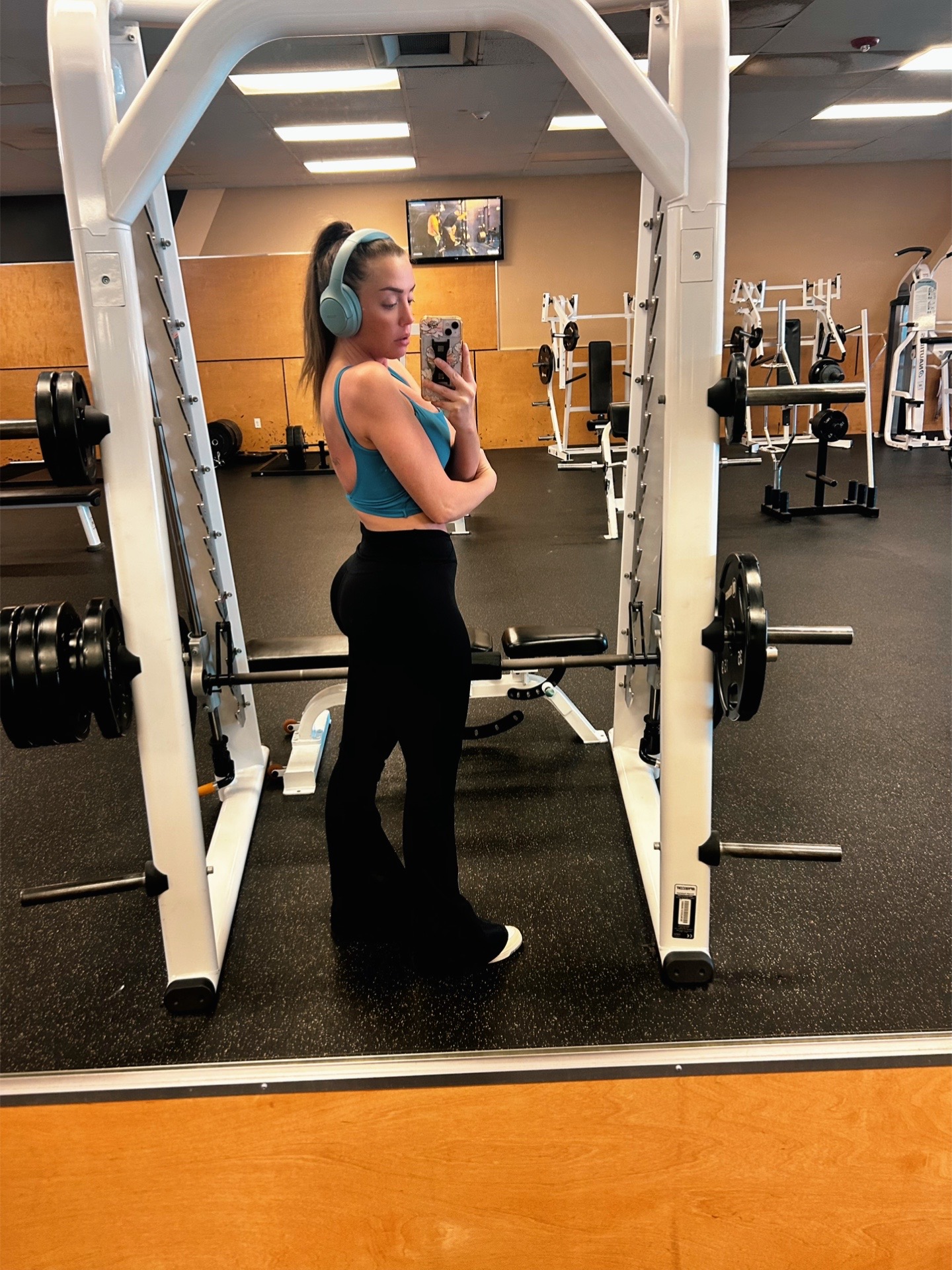 @laurenraebellion25