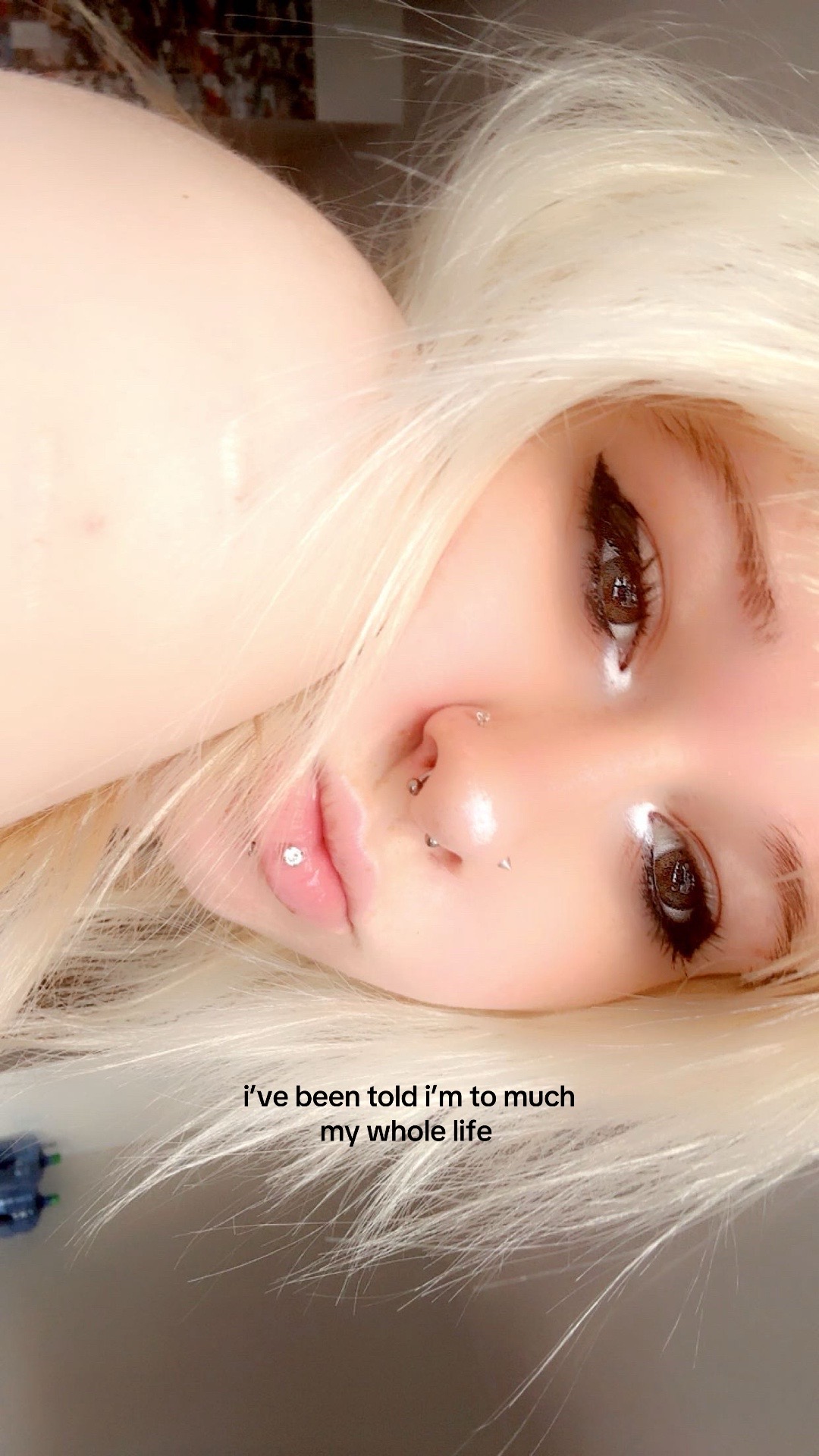 @️
