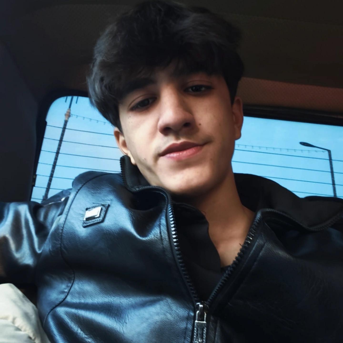 @v