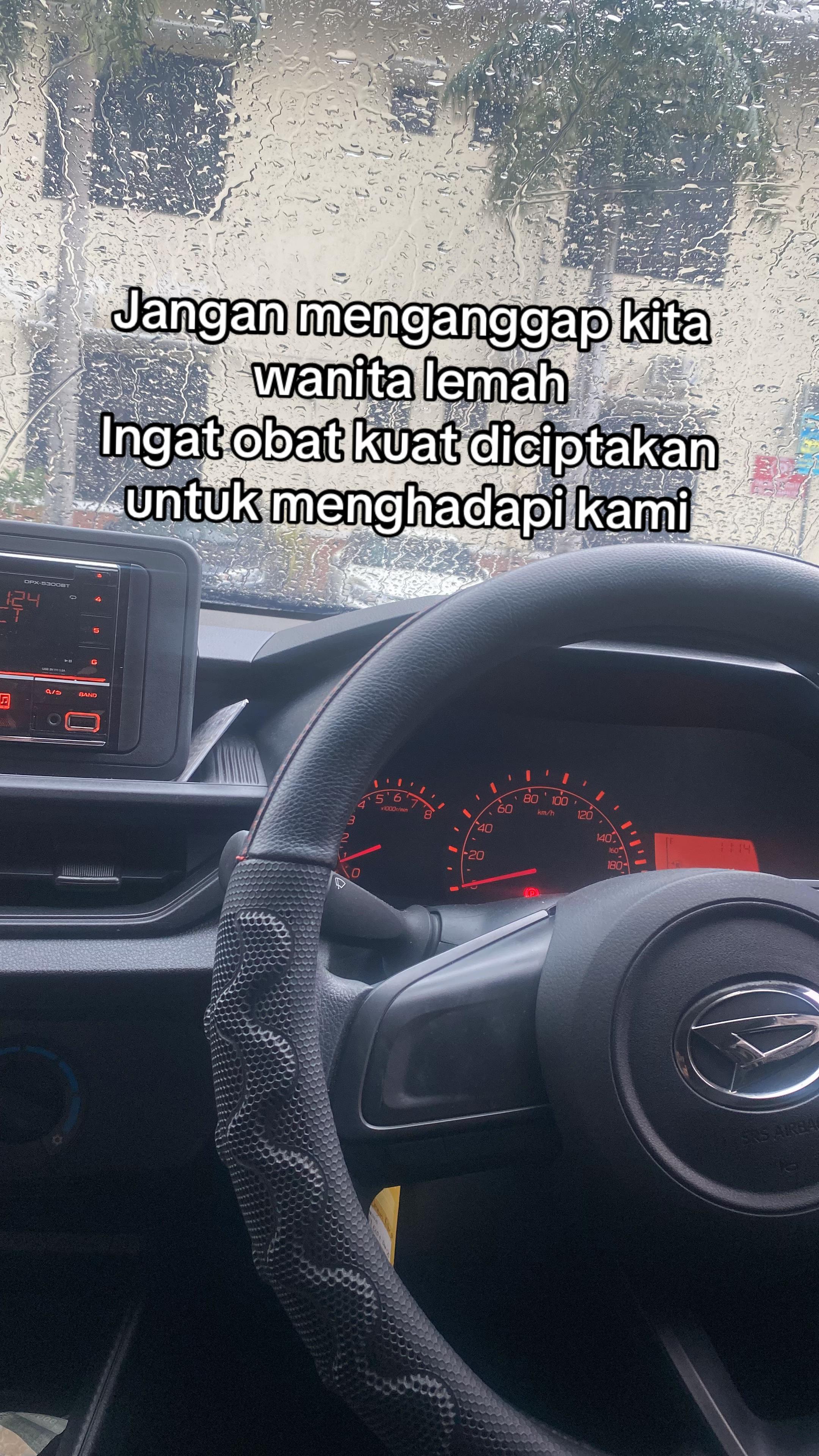 @DJ Intan Ghania