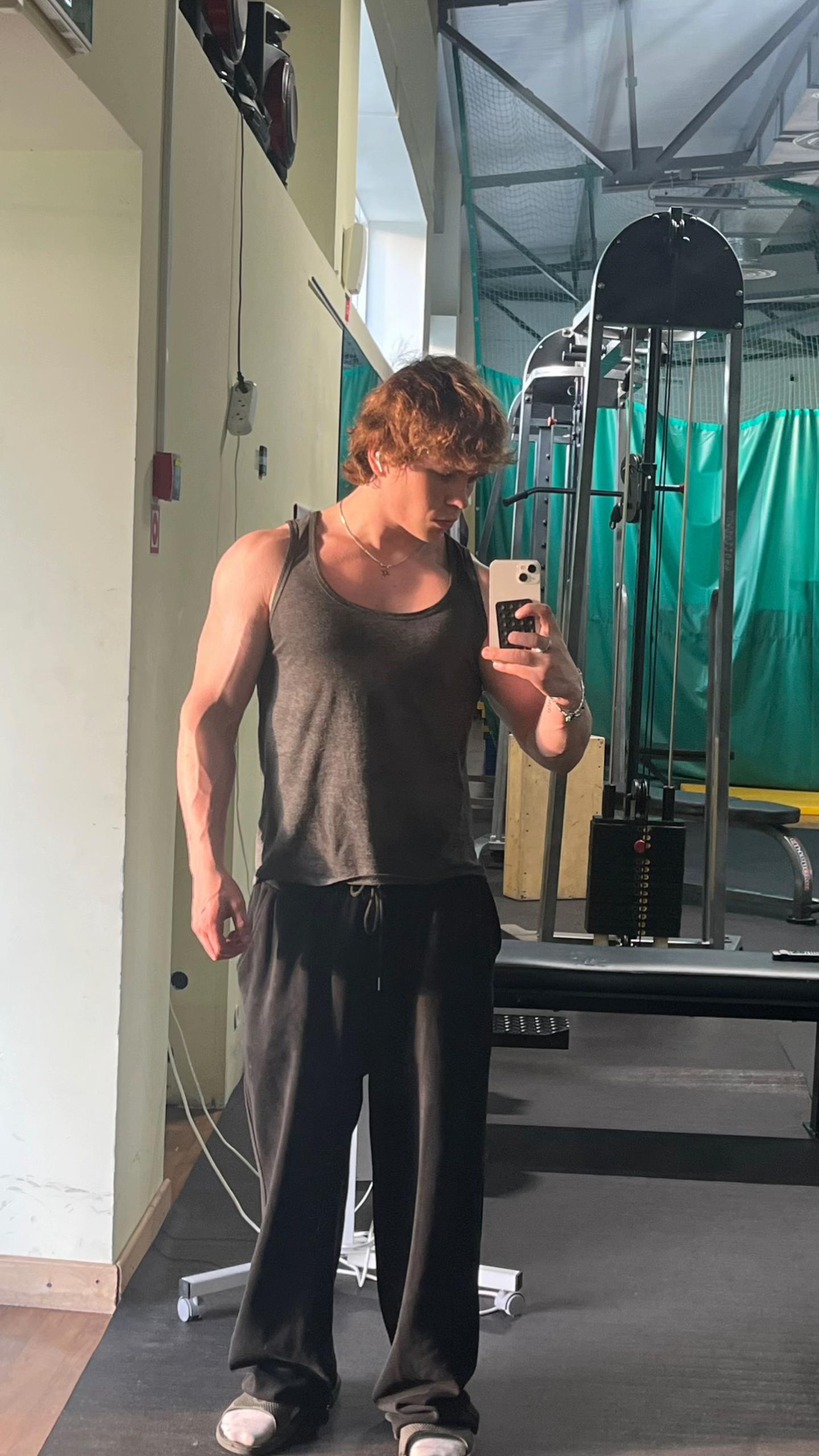 @qwutrixx