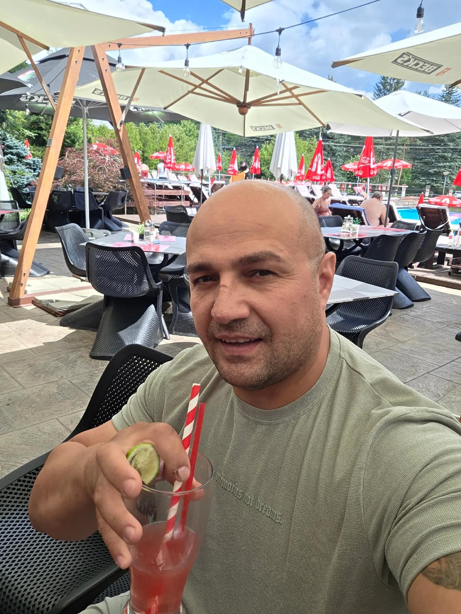 @Adrian mutu