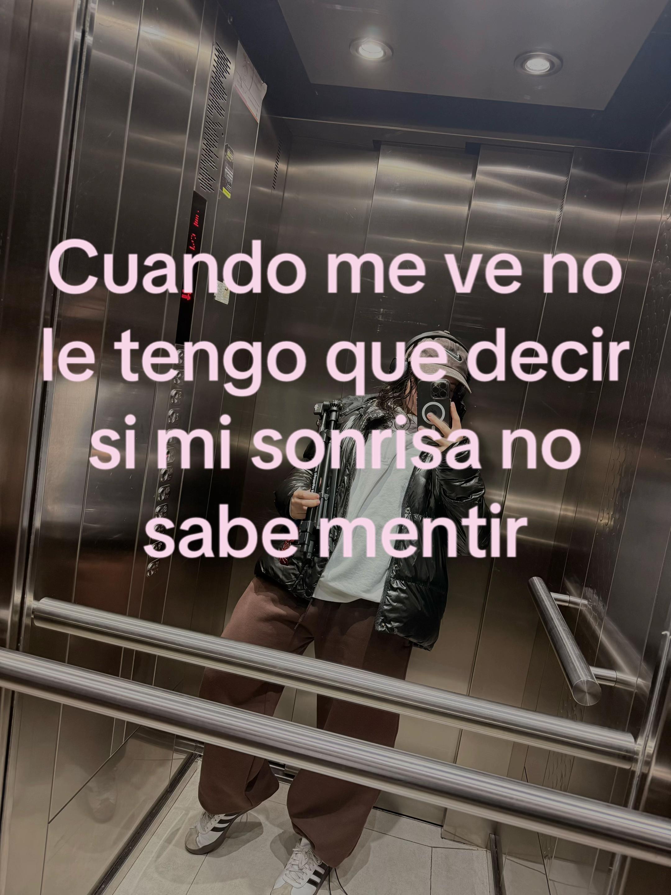 @Vickyschhh