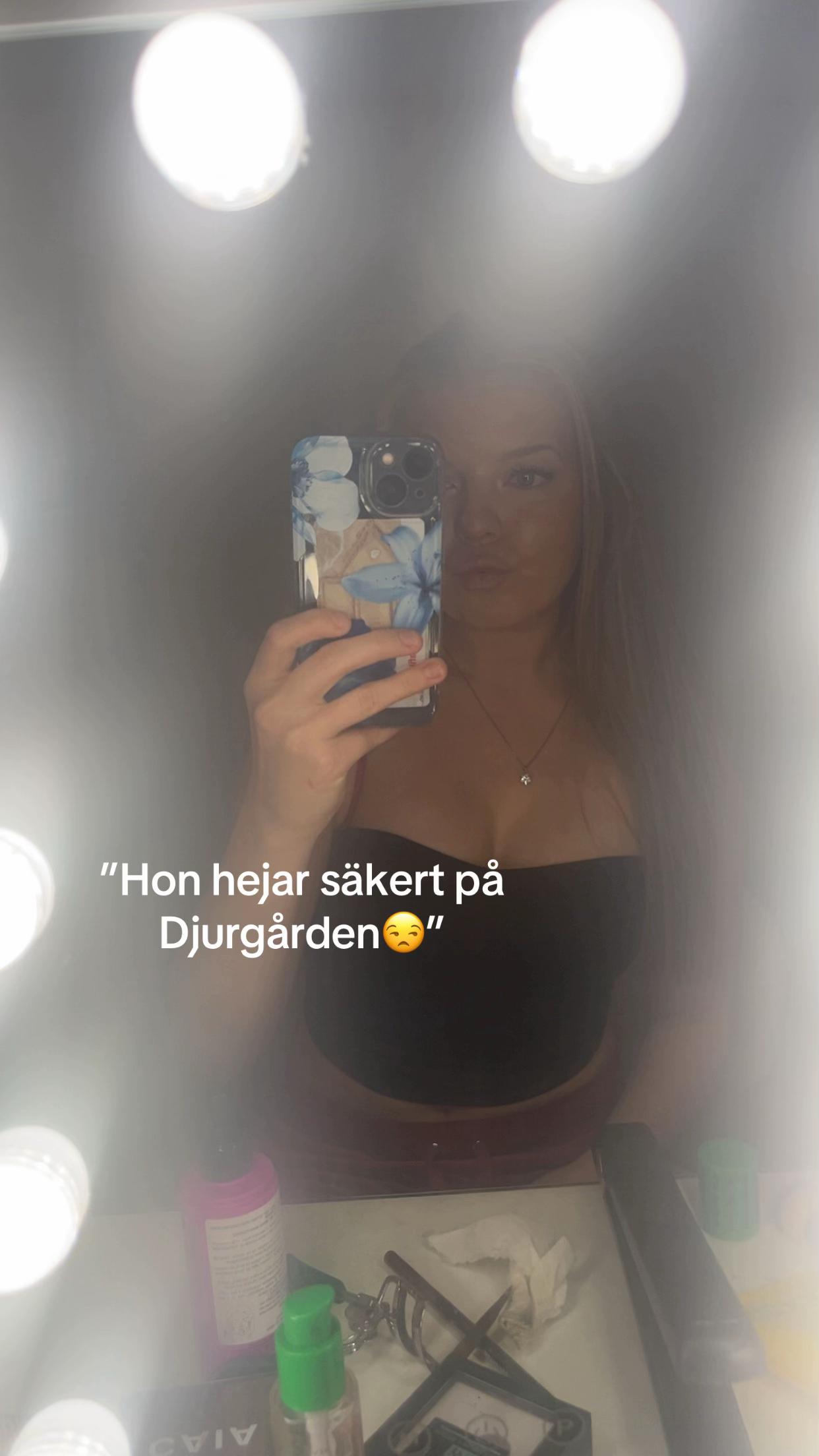 @ℰ𝓂𝒾𝓁𝒾𝒶ℒ𝒶𝓇𝓈𝓈ℴ𝓃