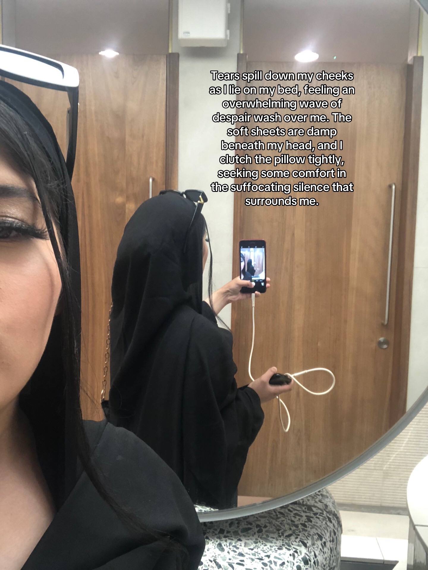 @☣︎