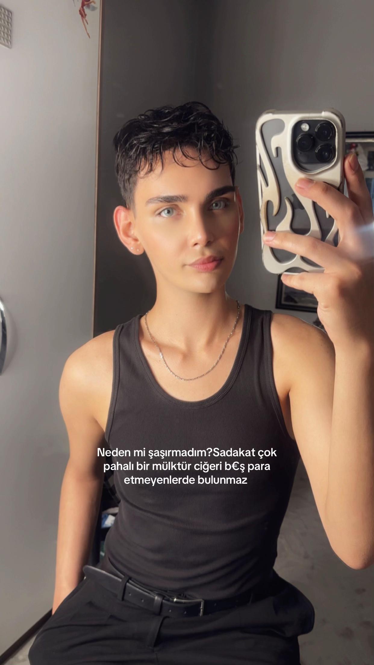 @Eren