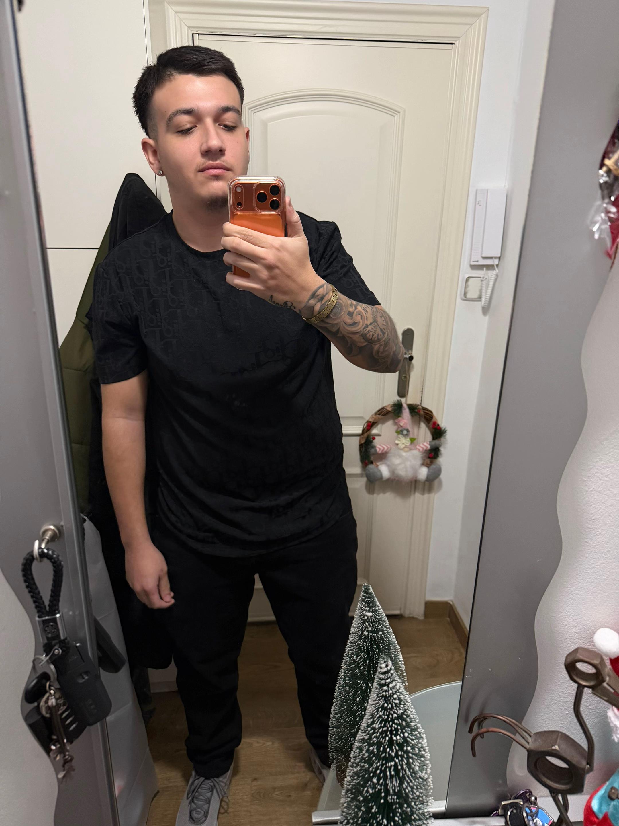 @Hugoomateoos_