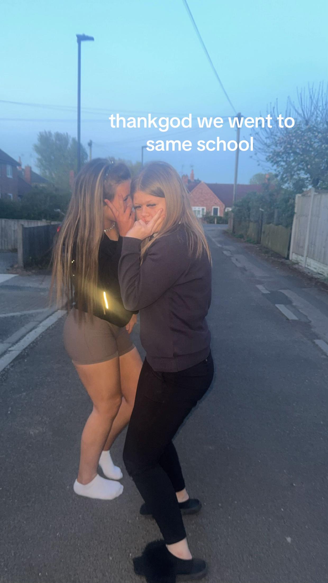 @Lolaa.honey.lacey.darcy.mia
