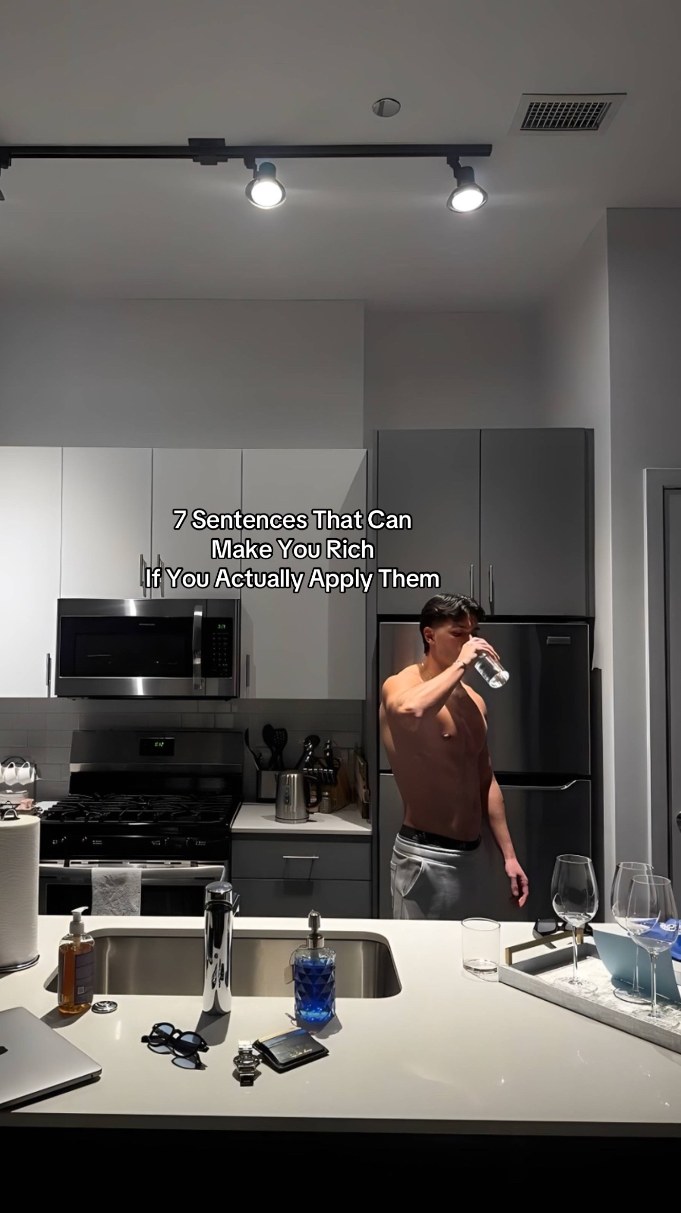 @️