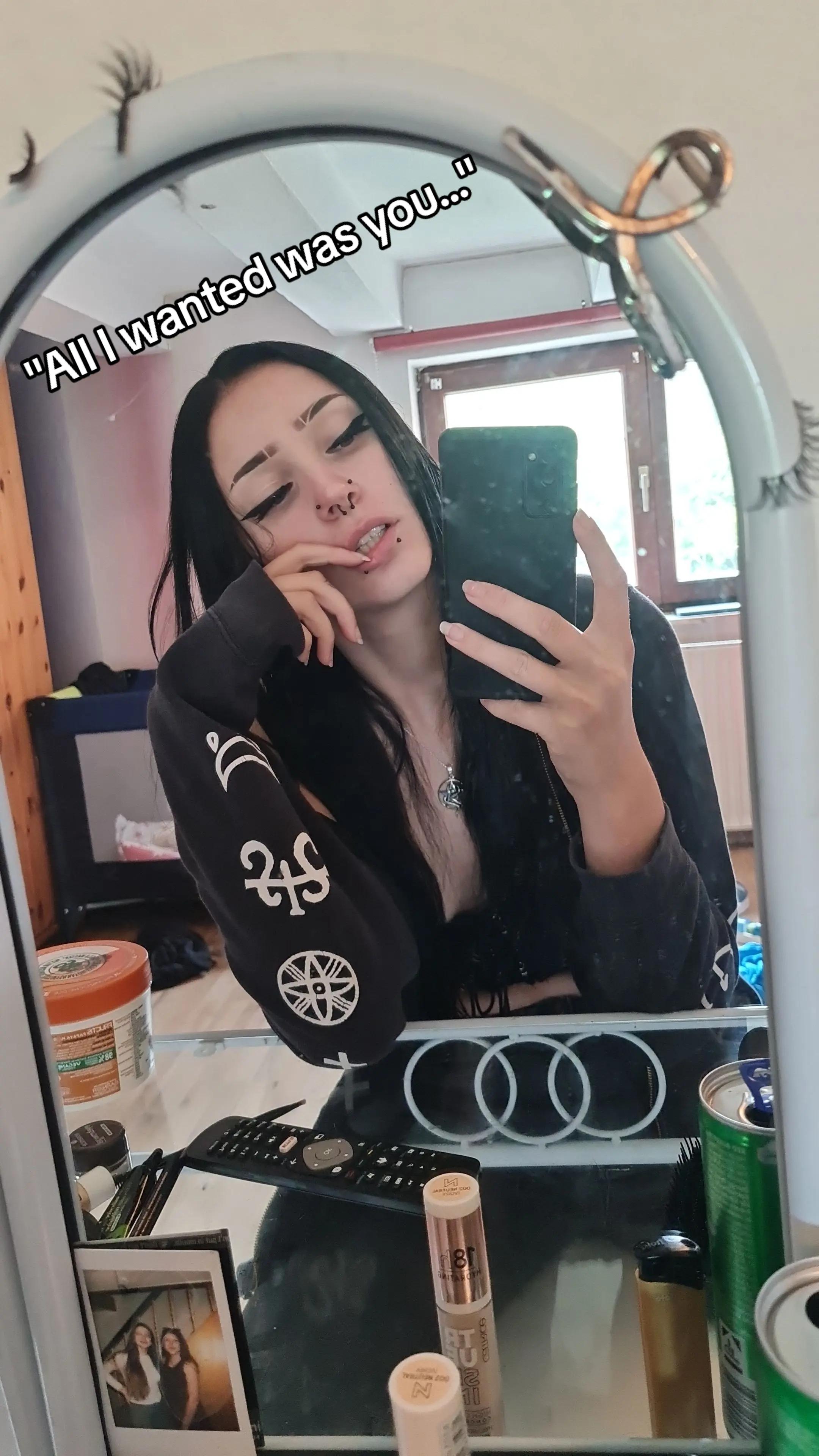 @Aazura