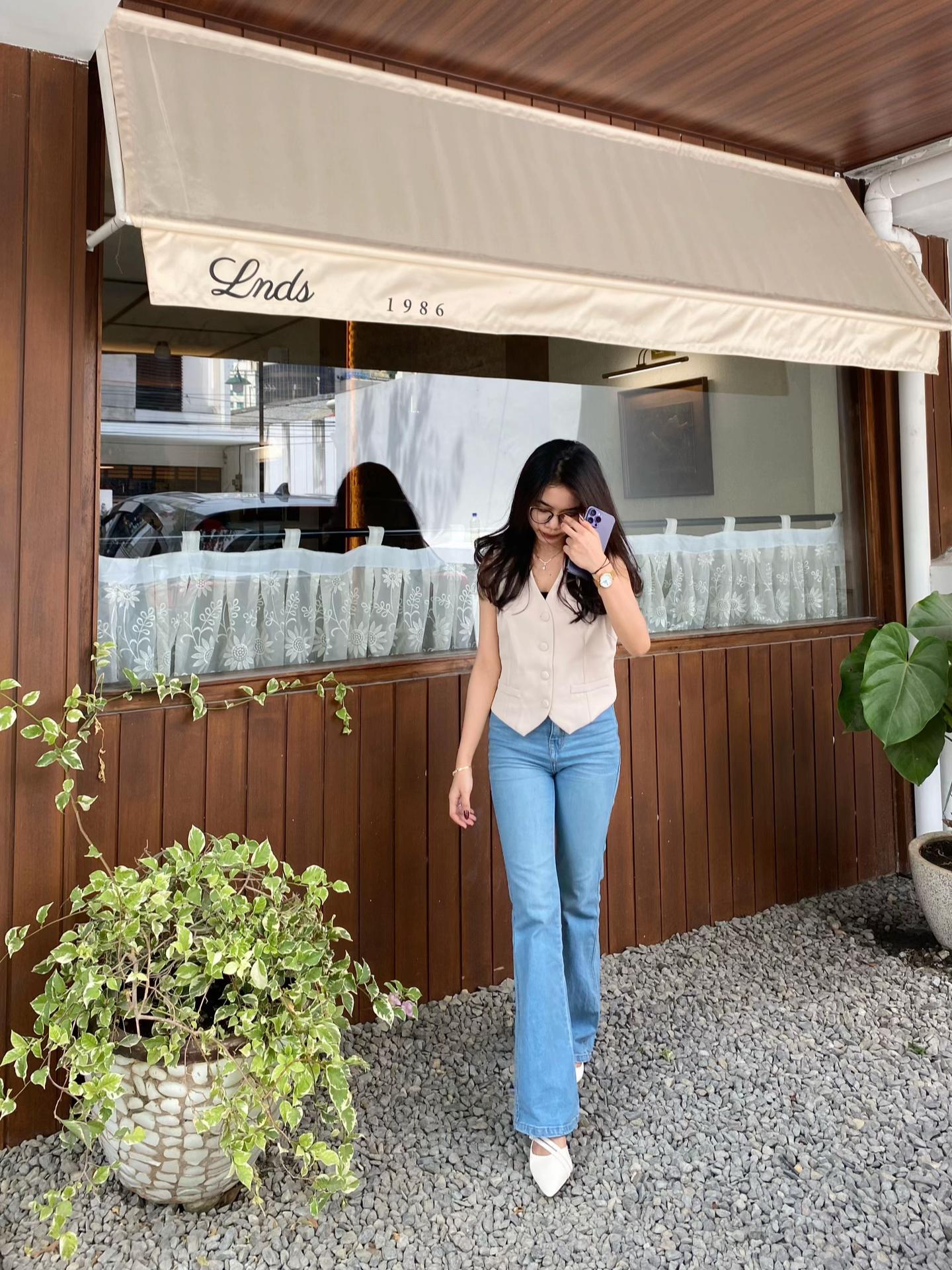 @anothersideofbella