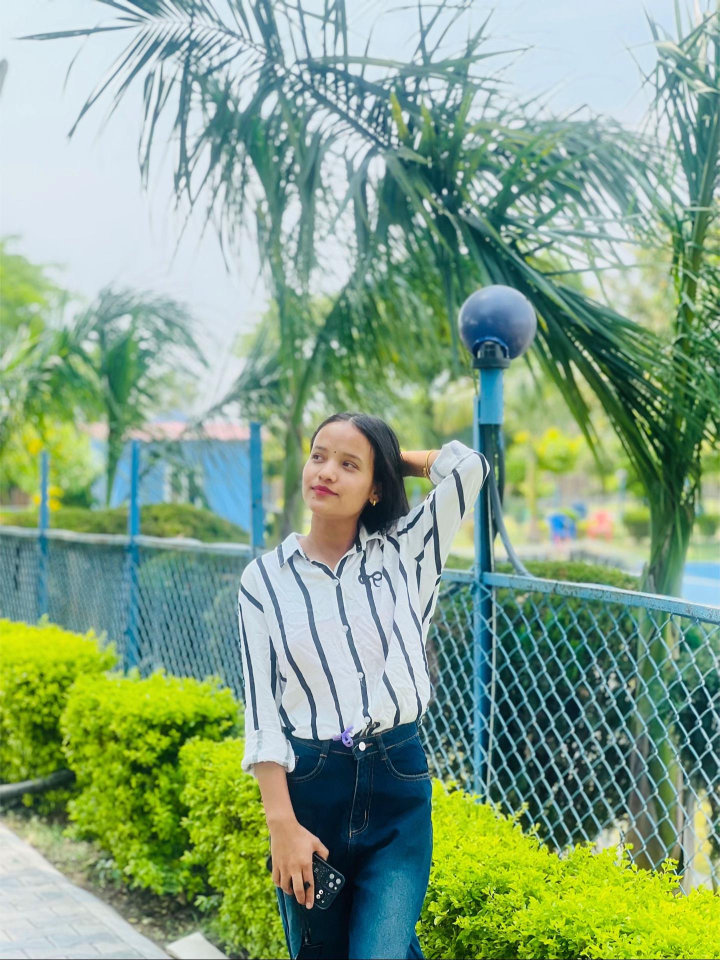@मेनुका पाण्डे🎀🧿