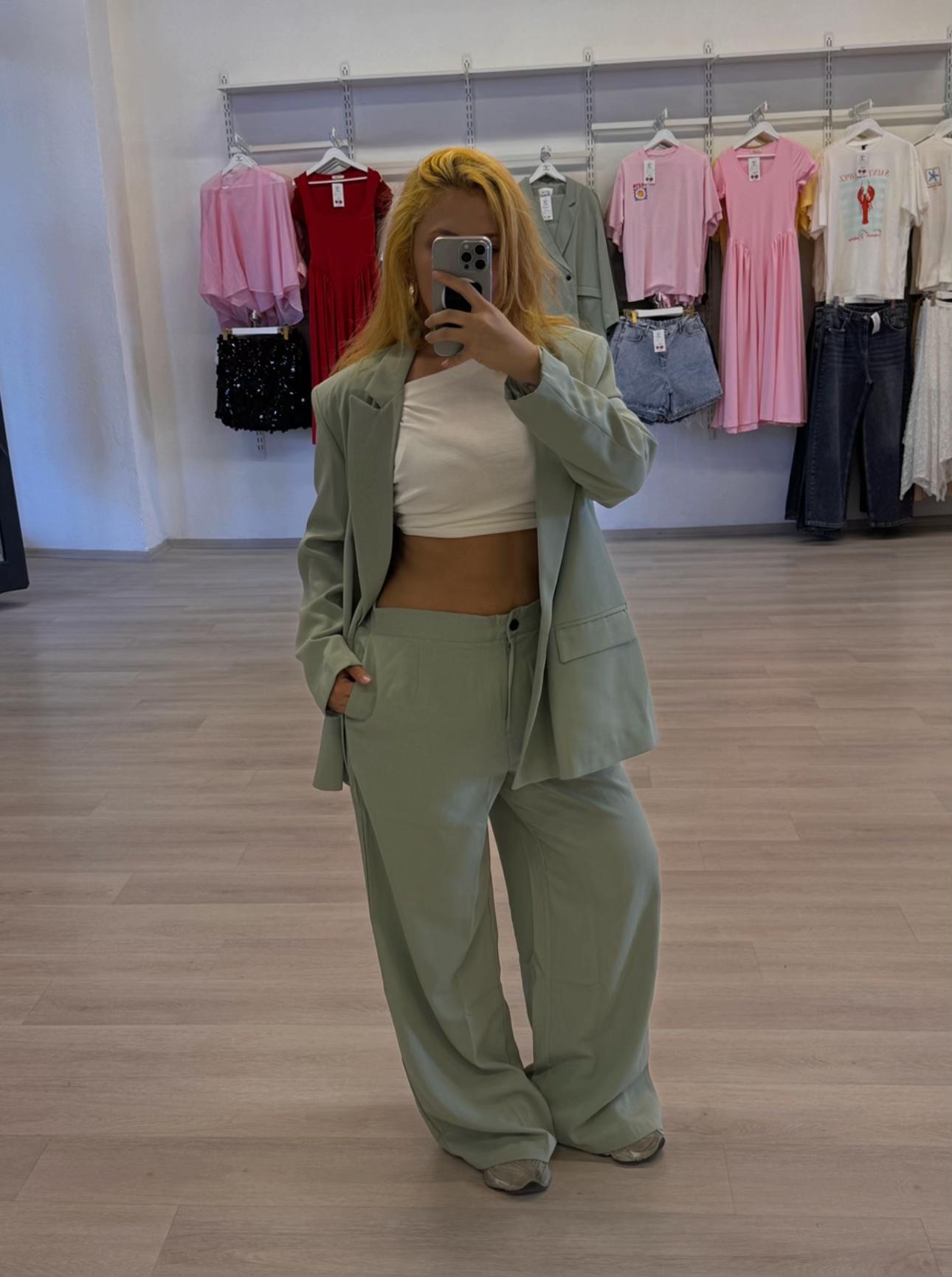@w.ildcherry