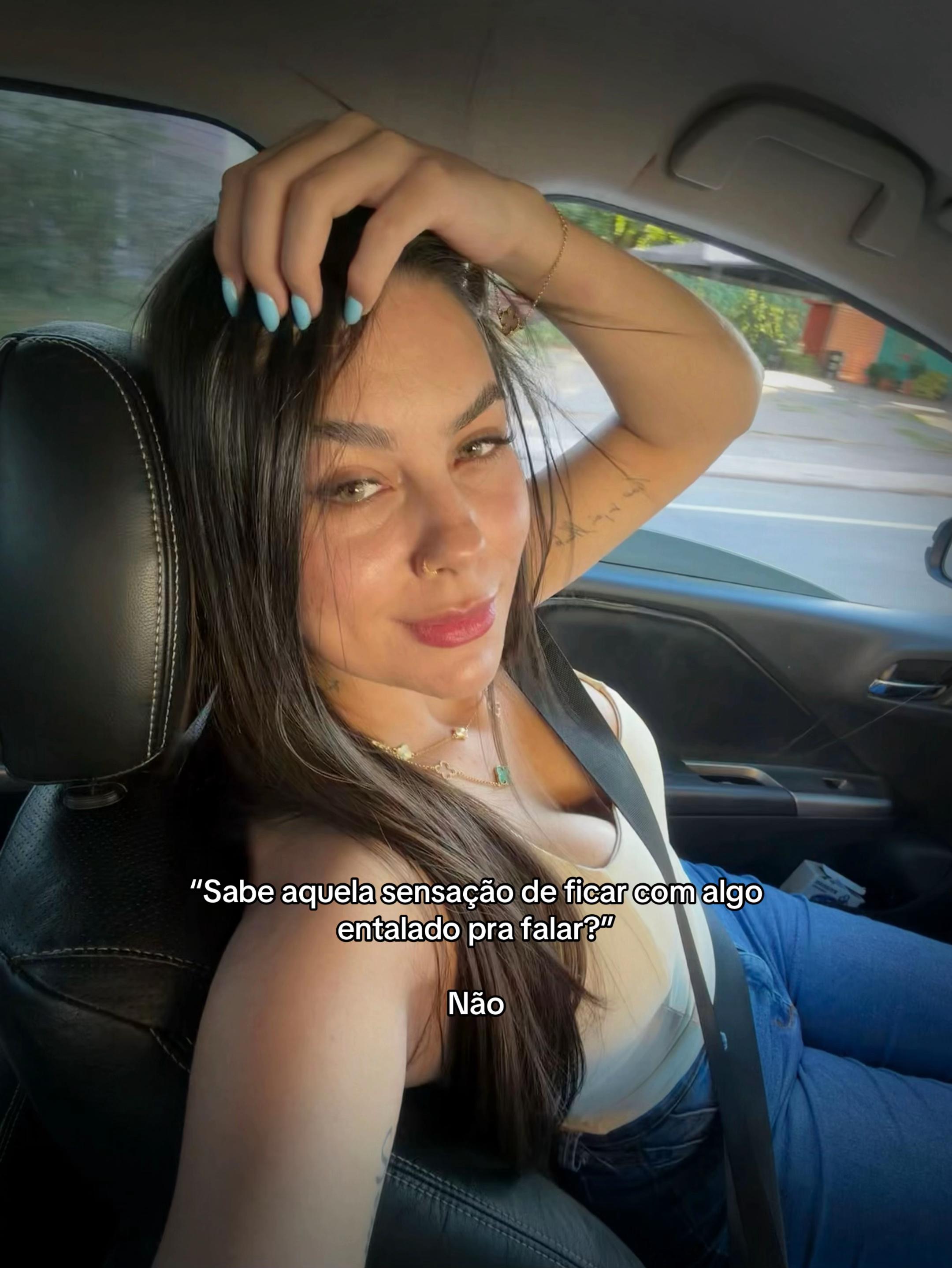 @biazhelena