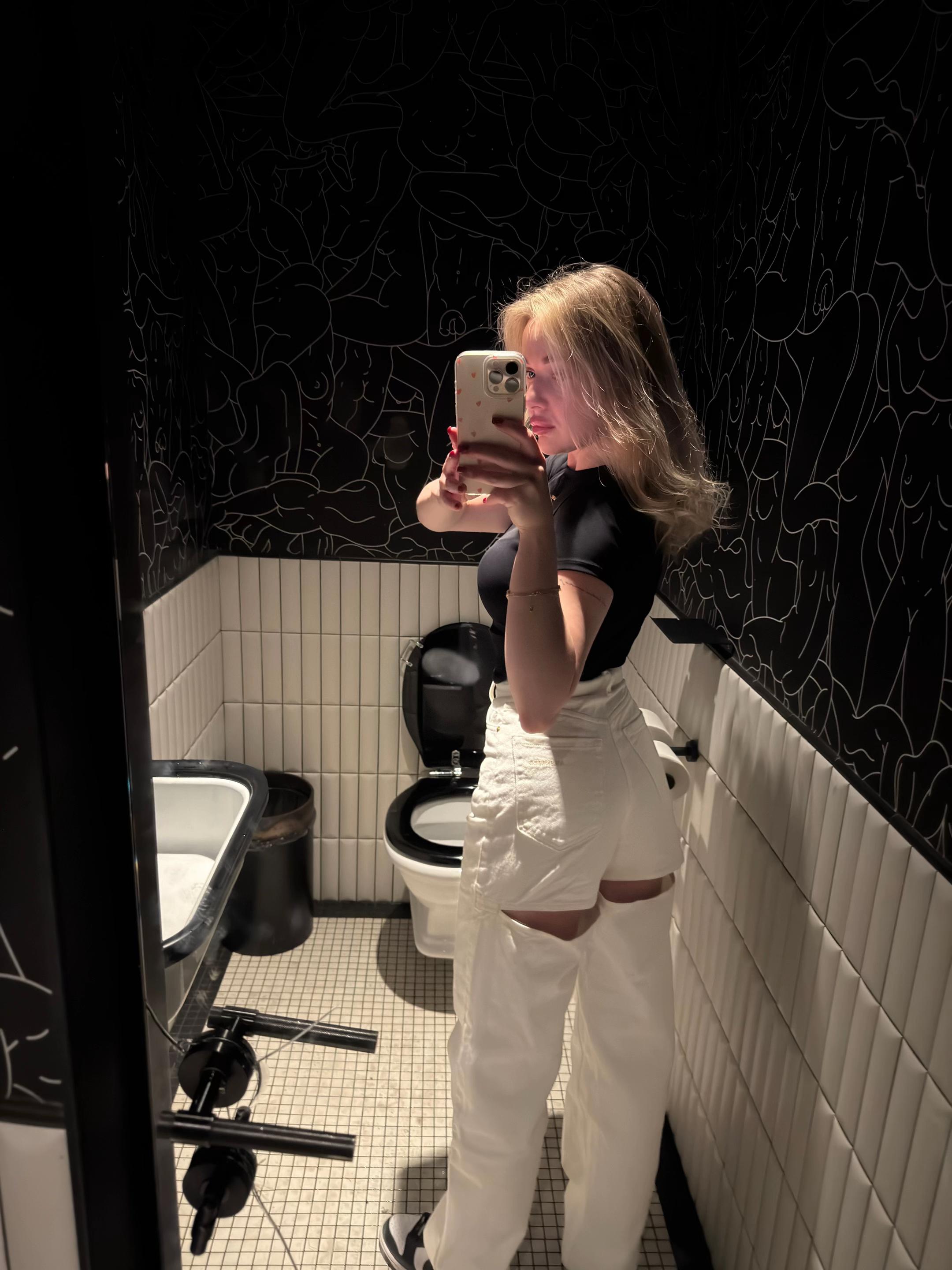 @Vika